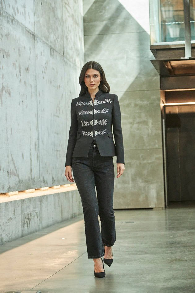 BLAZER AZABACHE BORDADO FIORELLA-THE EXTREME COLLECTION