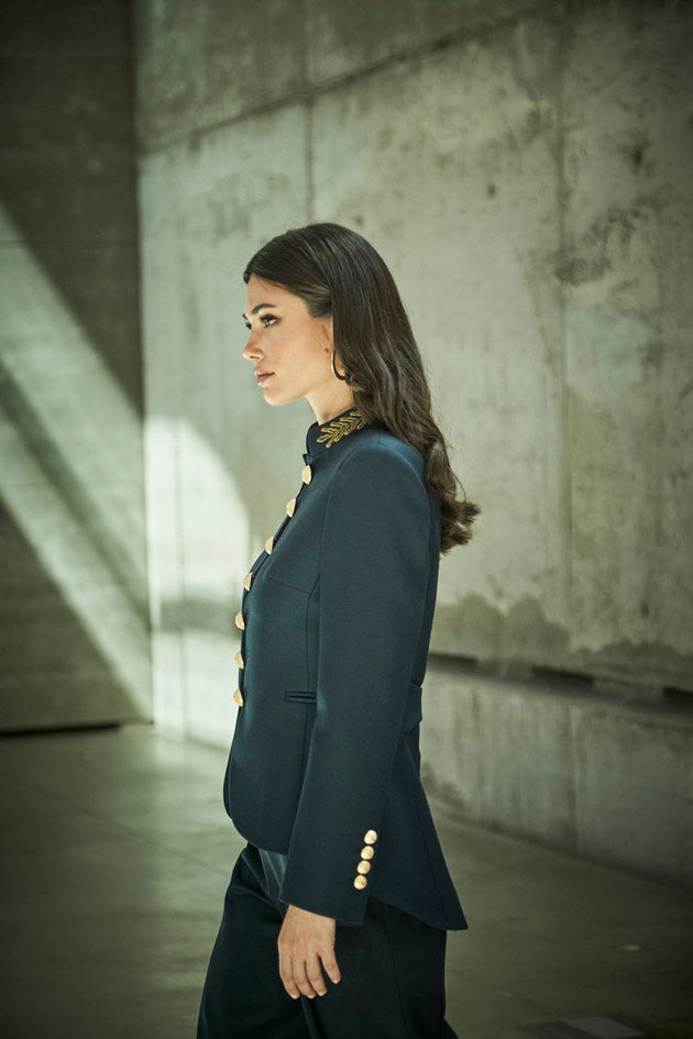 BLAZER INDIGO CORTE ENTALLADO POPPY - THE EXTREME COLLECTION