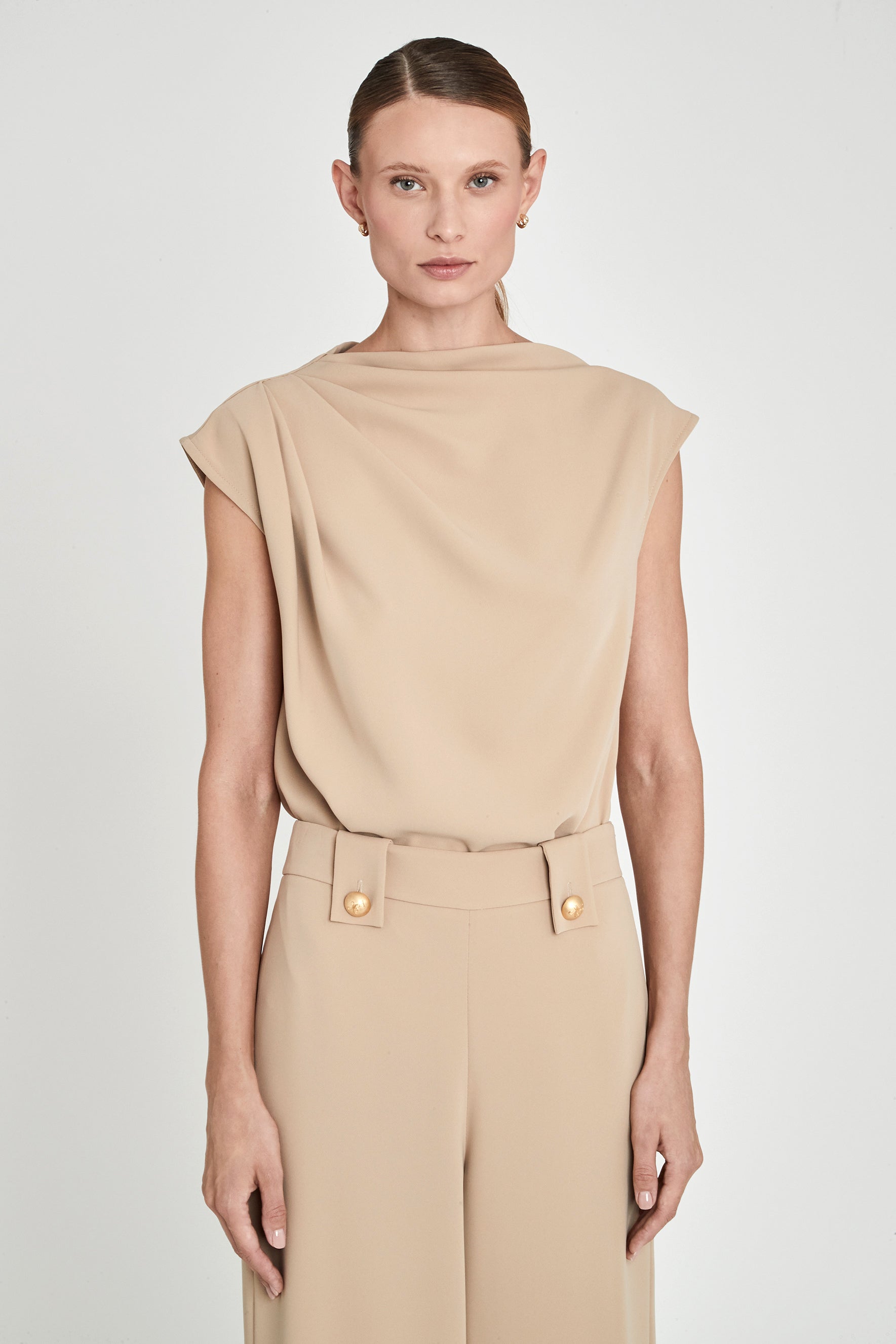 TOP ASIMÉTRICO ARENA BENEDETTA