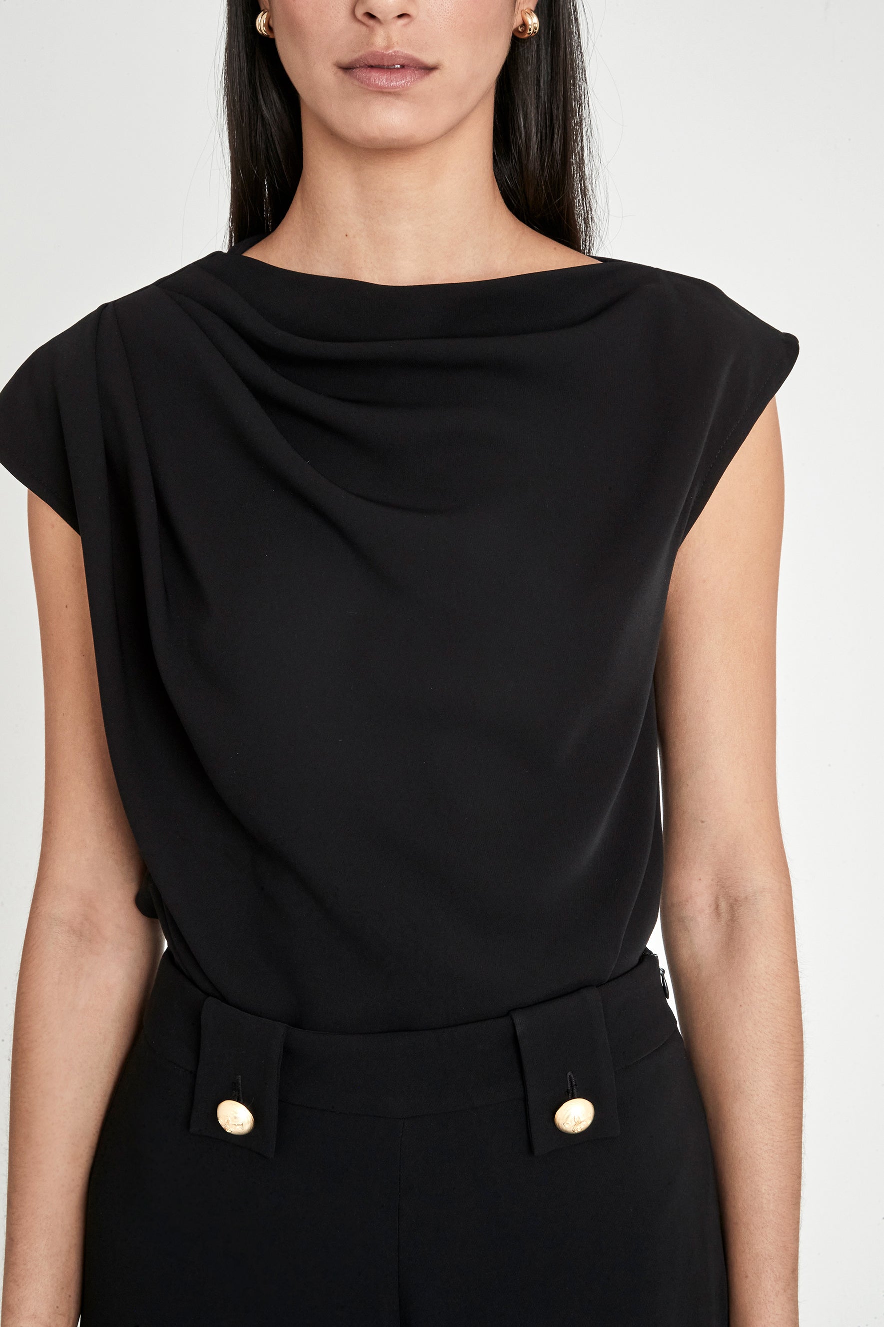 TOP ASIMÉTRICO AZABACHE BENEDETTA