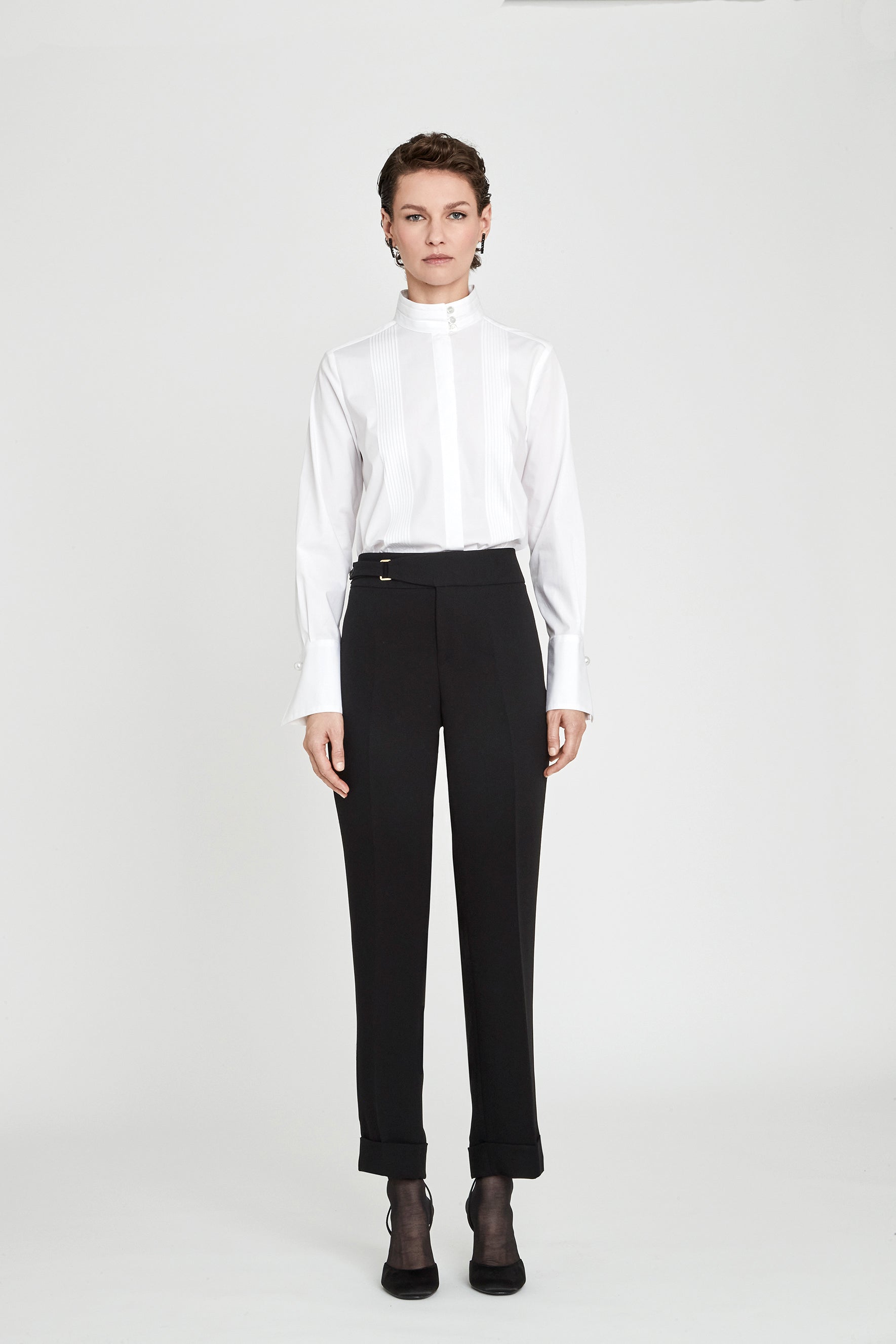 CAMISA BLANCA CUELLO MAO Y JARETAS SIMONE