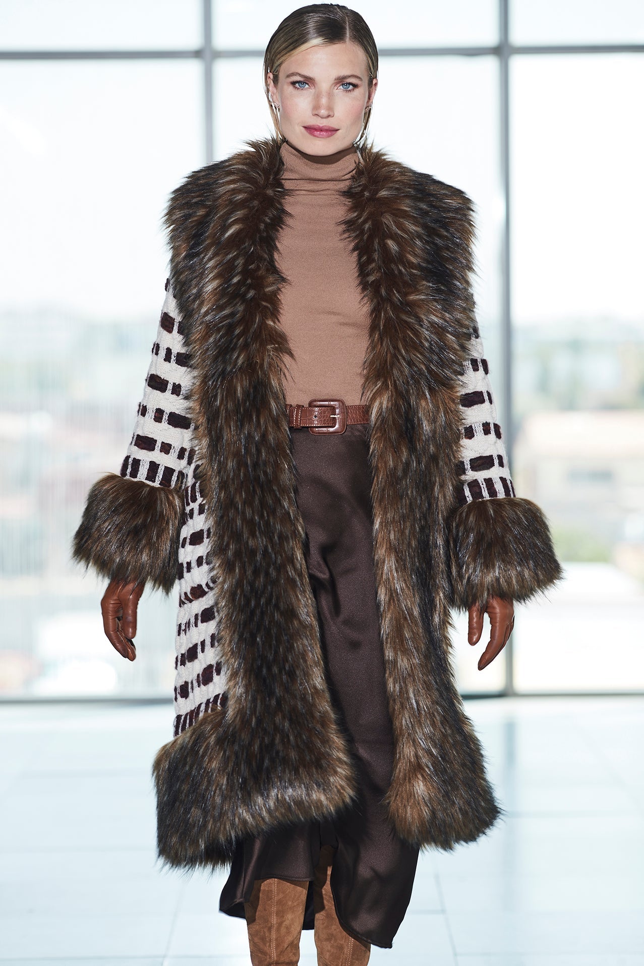 ABRIGO LARGO ALPACA ALABASTRO CLAIRE - THE EXTREME COLLECTION