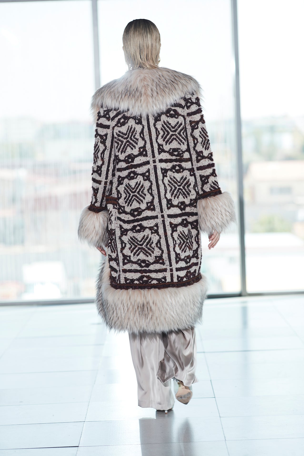 ABRIGO LARGO JACQUARD ARENA SEBASTIEN - THE EXTREME COLLECTION