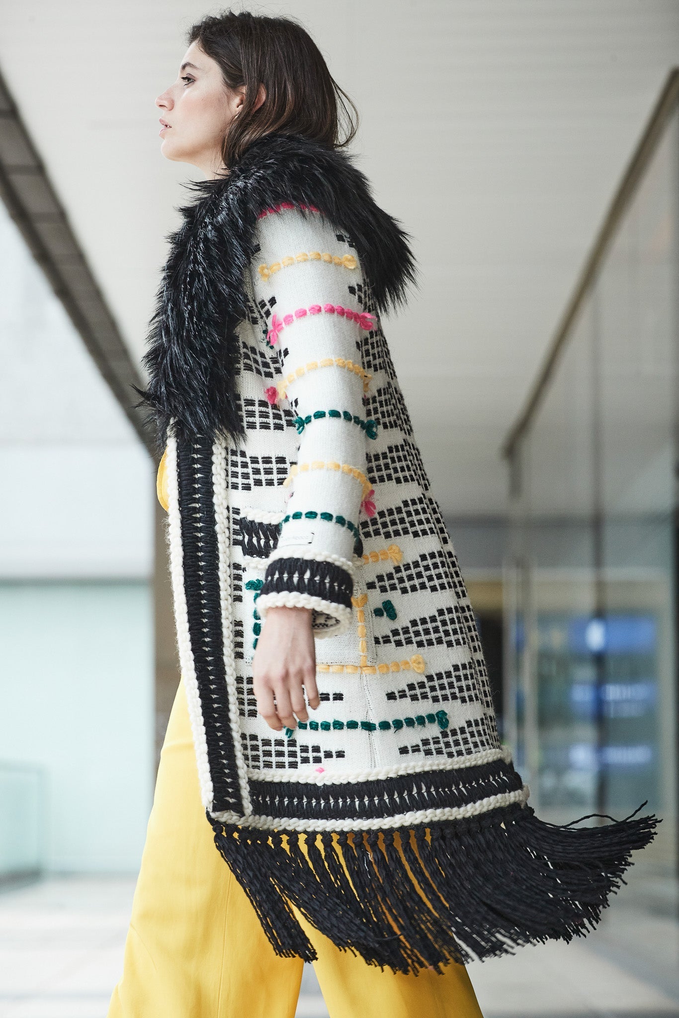 ABRIGO LARGO MOHAIR FLECOS TACIANA - THE EXTREME COLLECTION