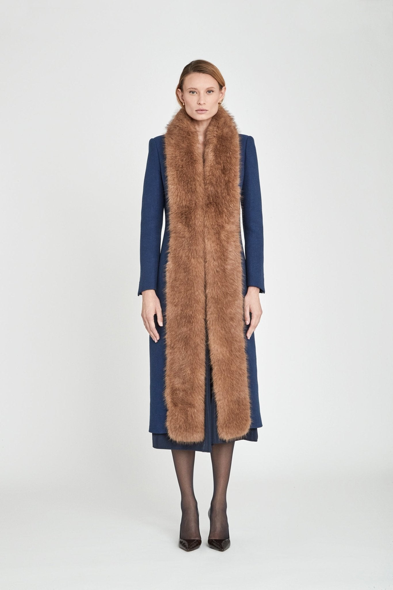 ABRIGO LARGO ZAFIRO COSETTE - THE EXTREME COLLECTION