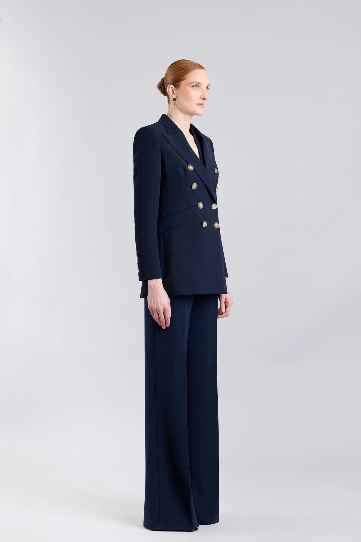 Blazer azul marino doble botonadura Lafayette con botones de corozo.