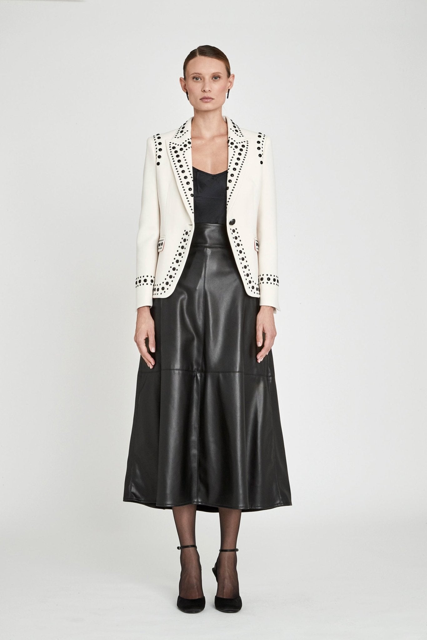 BLAZER CON TACHAS MARFIL ROCK STAR - THE EXTREME COLLECTION