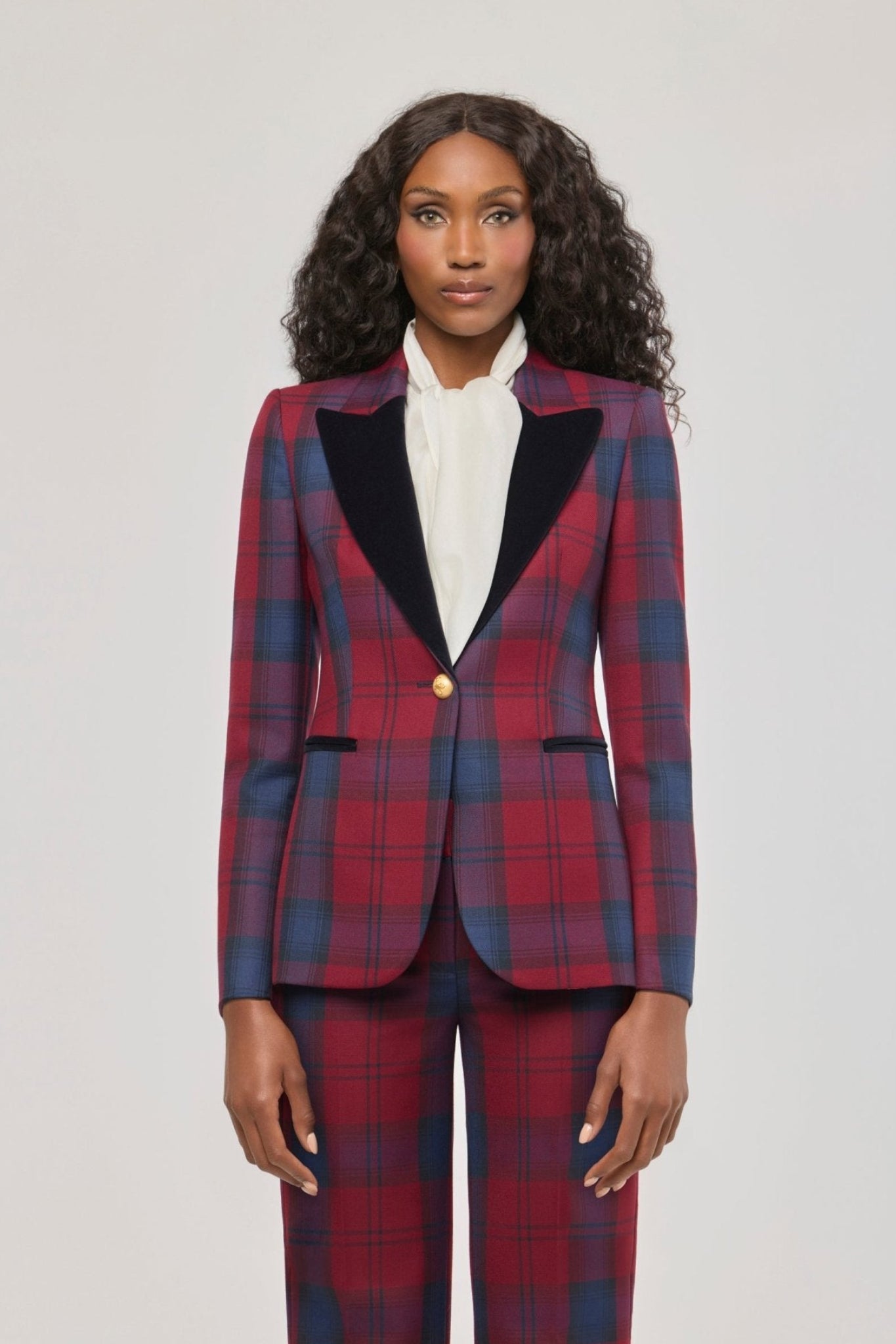 Blazer de cuadros con solapa de terciopelo Douglas de The Extreme Collection en tonos granate y azul marino