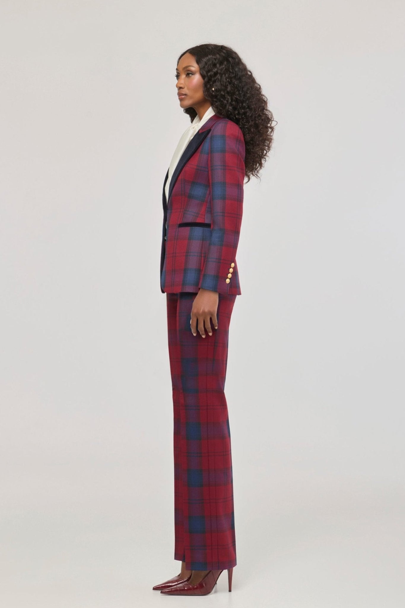 Blazer de cuadros con solapa de terciopelo Douglas de The Extreme Collection en tonos granate y azul marino