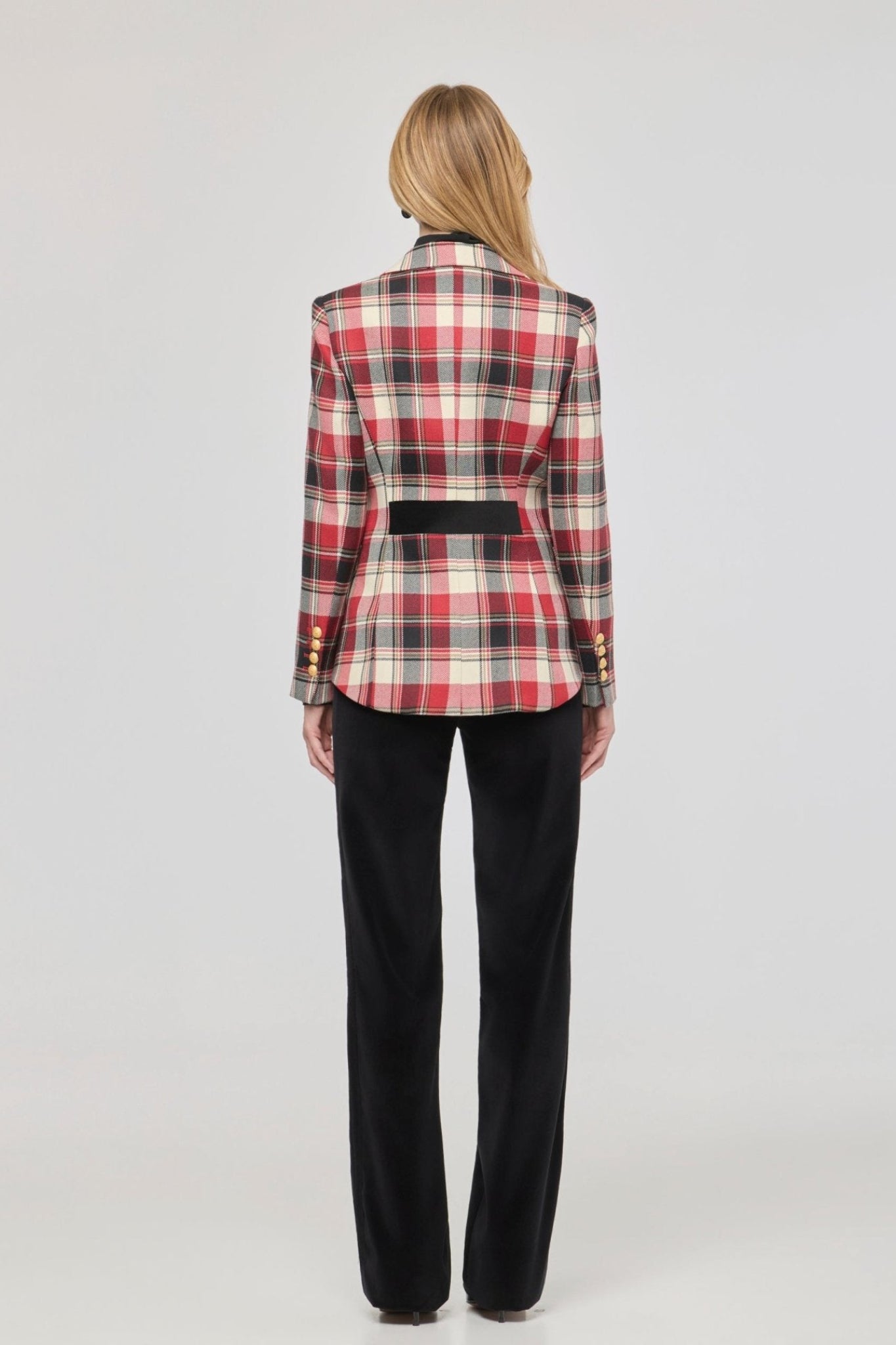 Blazer de lana tartán Duncan de The Extreme Collection con estampado tartán rojo, negro y blanco, y solapa de terciopelo.