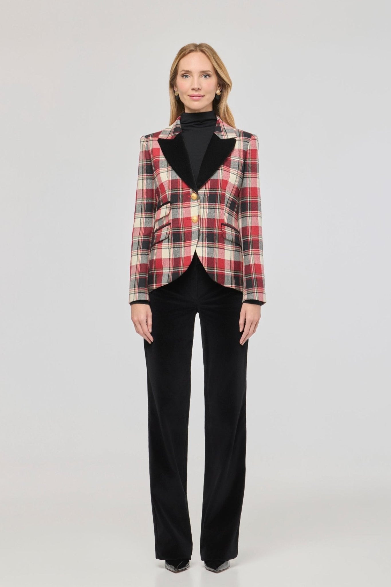 Blazer de lana tartán Duncan de The Extreme Collection con estampado tartán rojo, negro y blanco, y solapa de terciopelo.