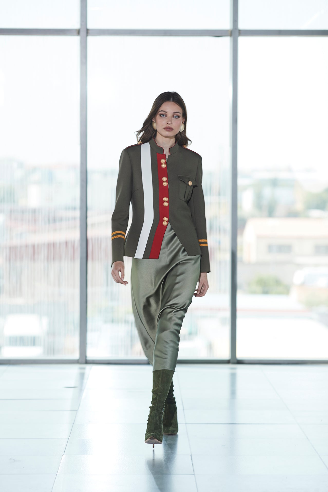BLAZER MILITAR VERDE CLAUDIA LONDON - THE EXTREME COLLECTION