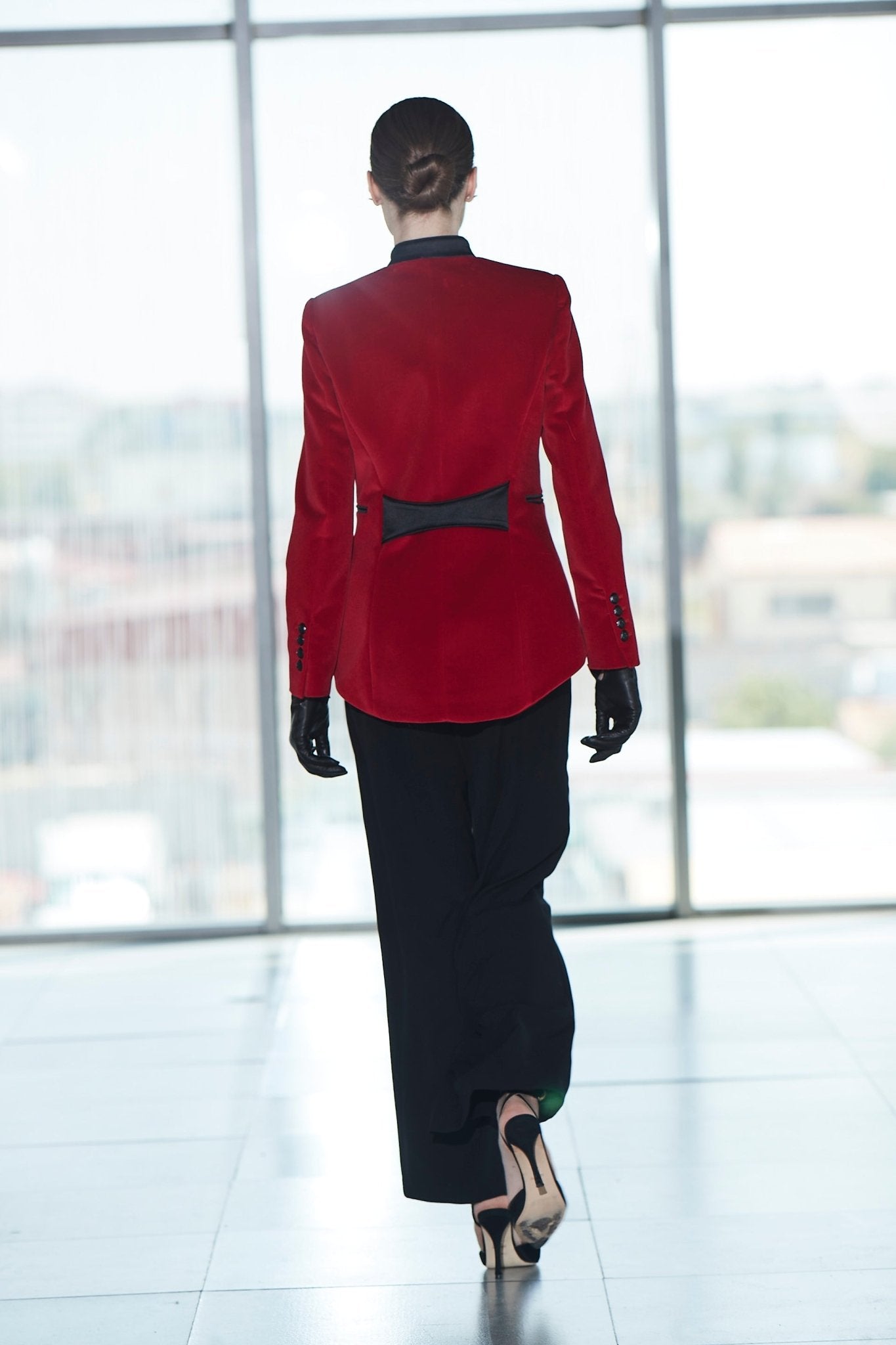 BLAZER ROJO RENATA VELVET - THE EXTREME COLLECTION