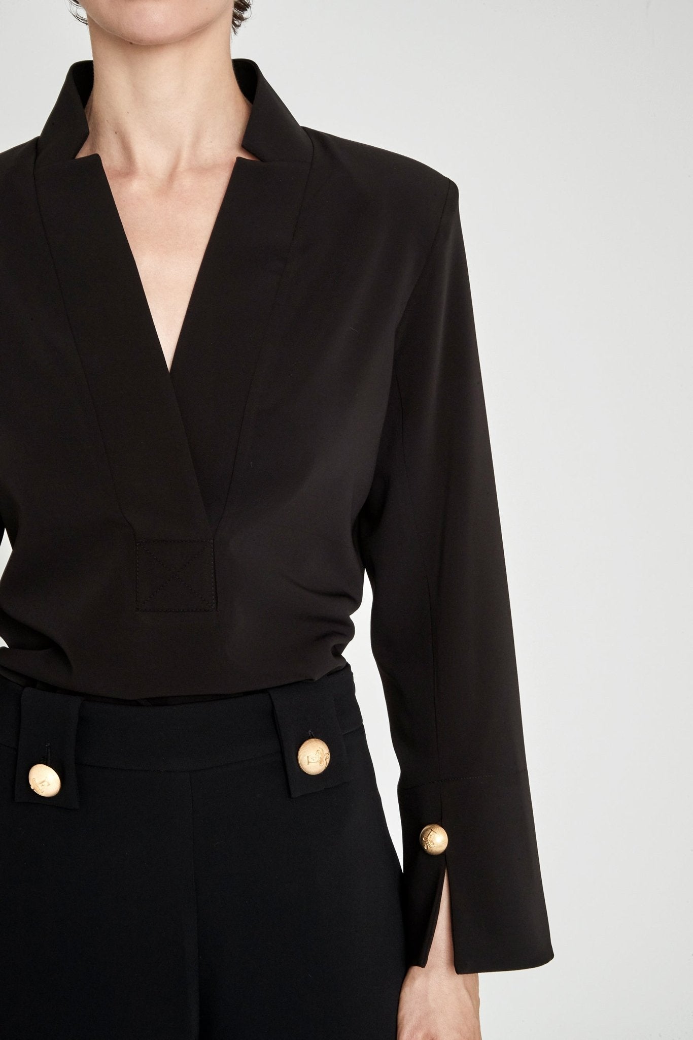 BLUSA MANGA LARGA AZABACHE CORNELIA - THE EXTREME COLLECTION