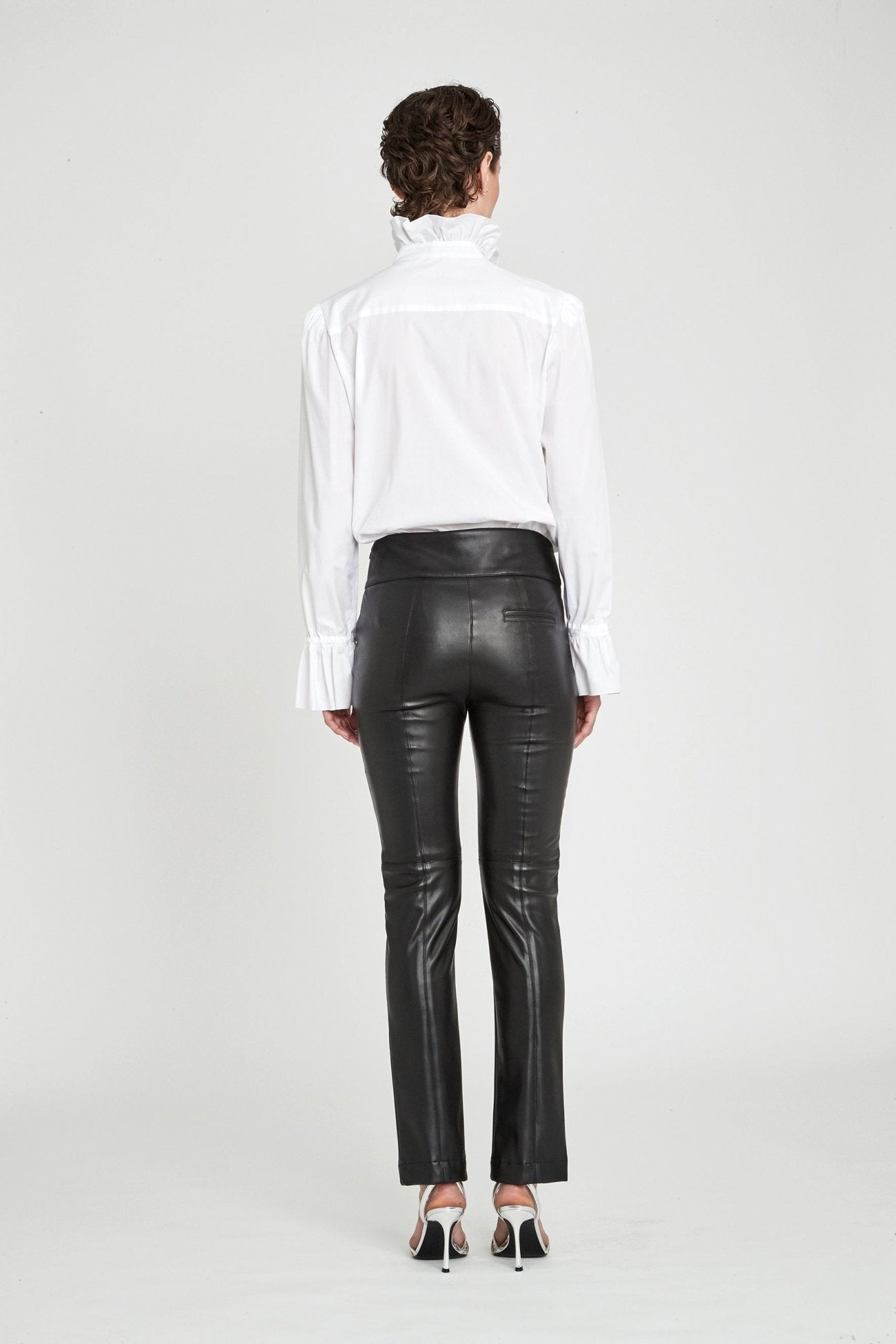 CAMISA BLANCA CON VOLANTE BOHEME - THE EXTREME COLLECTION