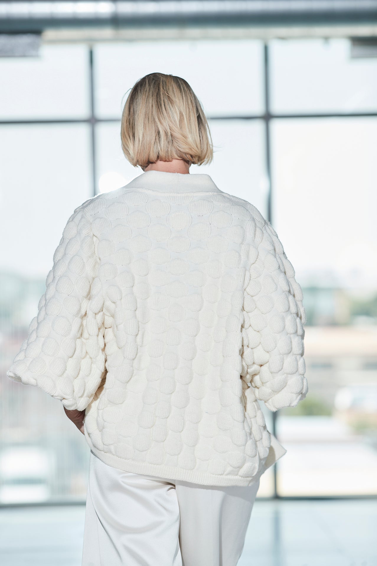 CARDIGAN CORTO MARFIL ANNETTE - THE EXTREME COLLECTION