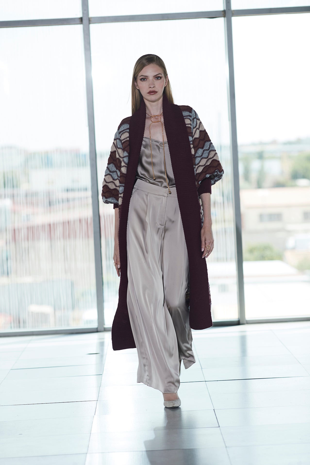 CARDIGAN LARGO CON ONDAS VINO HENRIETTE - THE EXTREME COLLECTION