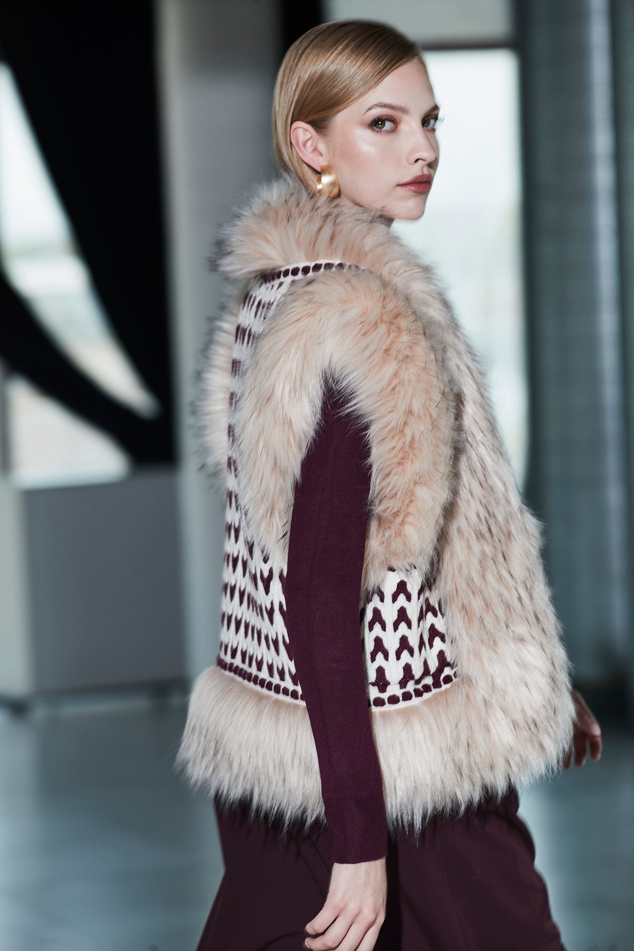 CHALECO ETNICO BICOLOR MARFIL NICOLETTE - THE EXTREME COLLECTION