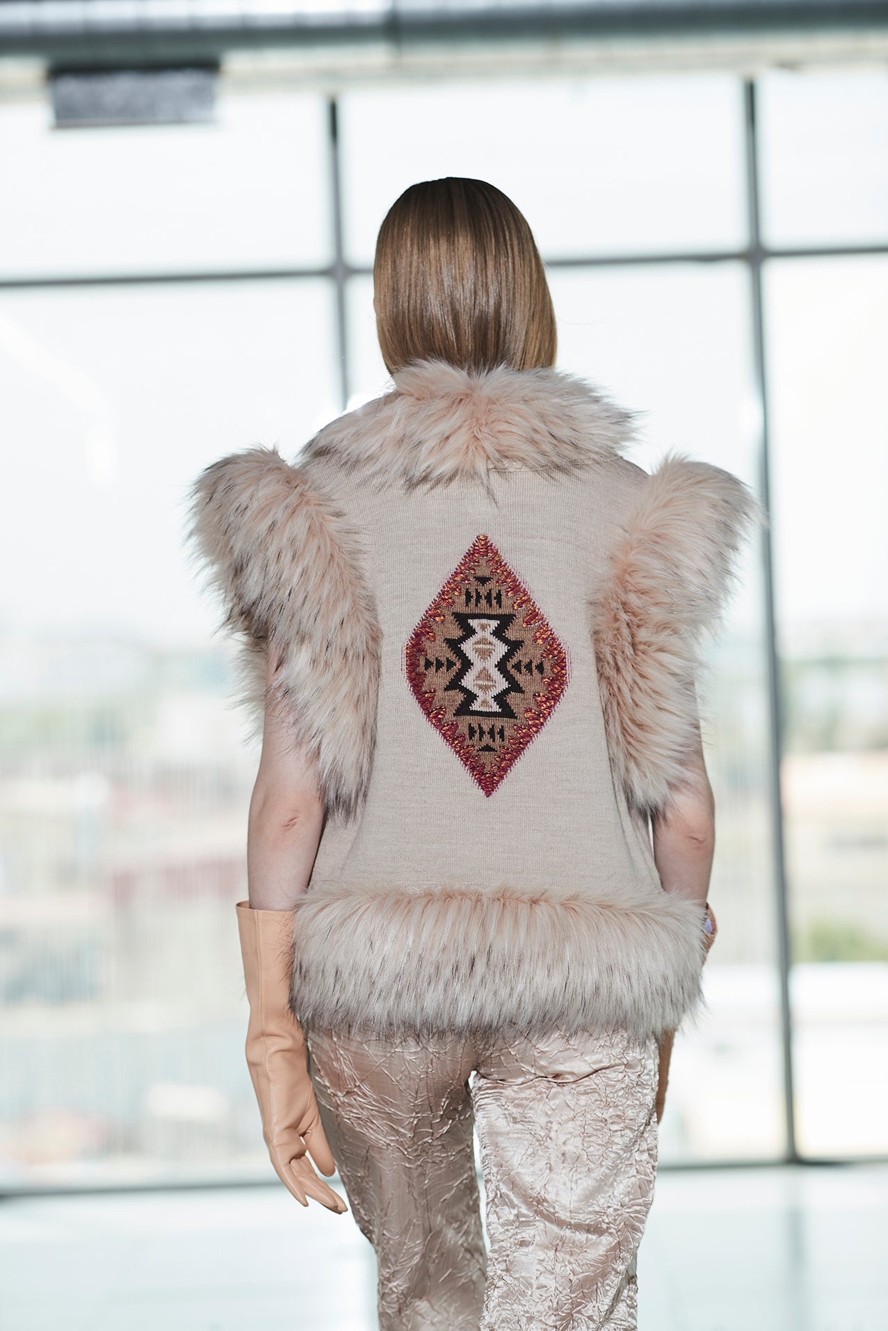 CHALECO JACQUARD MARFIL FLEUR - THE EXTREME COLLECTION