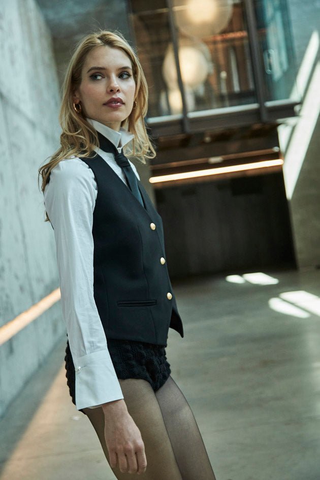 CHALECO NEGRO ATELIER - THE EXTREME COLLECTION