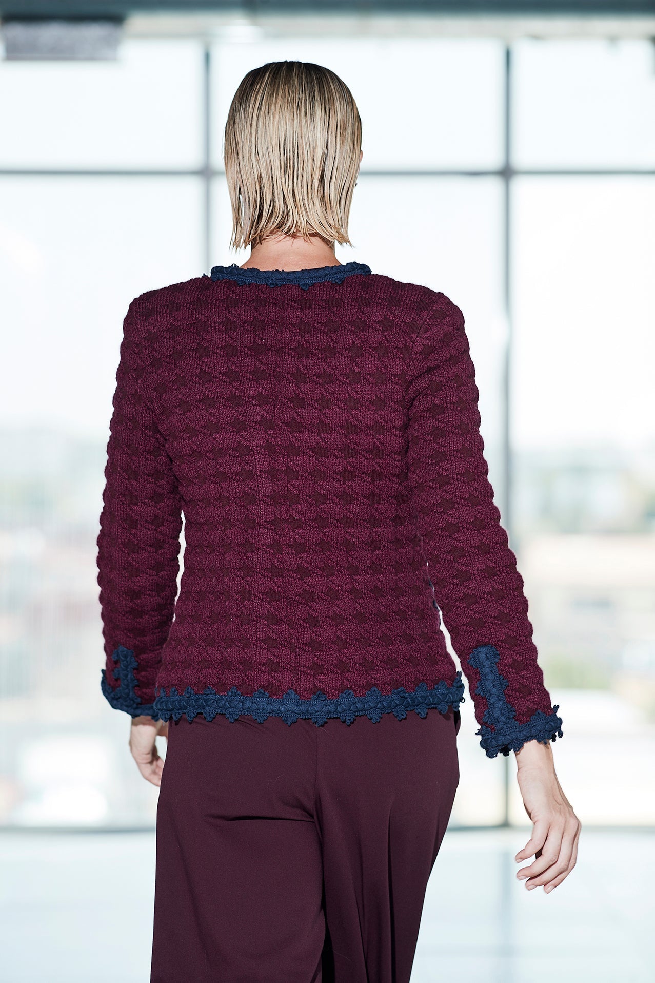 CHAQUETA CORTA MERLOT VIOLETTE - THE EXTREME COLLECTION