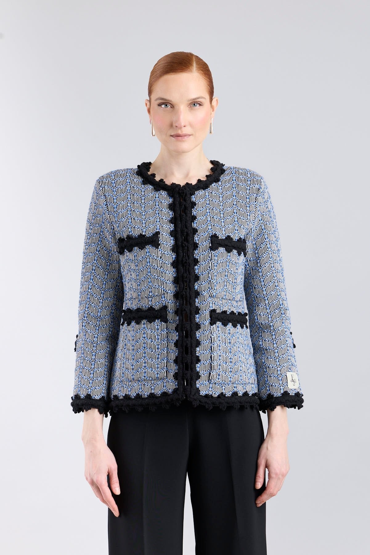 Chaqueta de punto joya azul para mujer modelo Giordana con trama geométrica y bordes negros