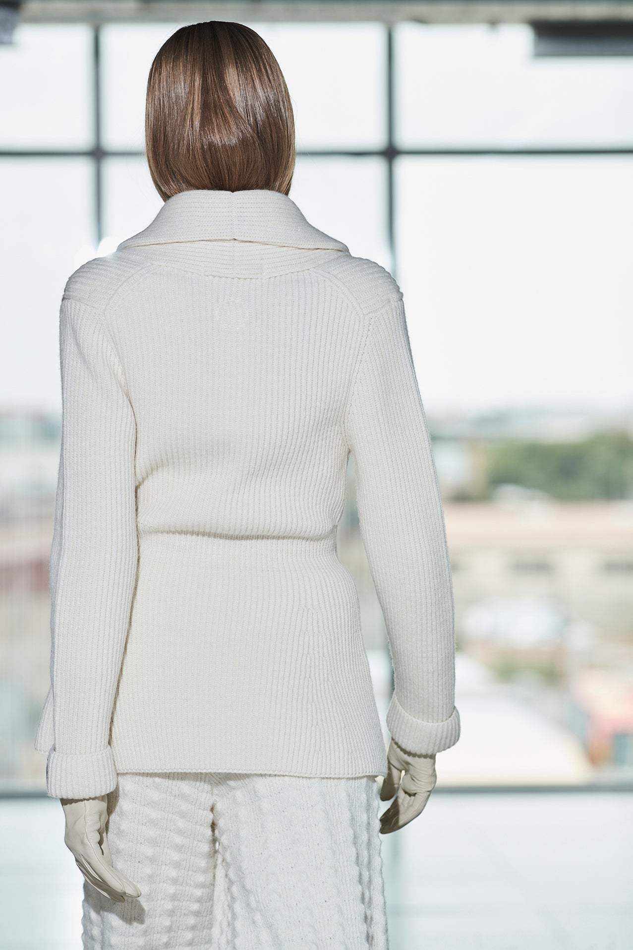 CHAQUETA ENTALLADA MARFIL BABETTE - THE EXTREME COLLECTION