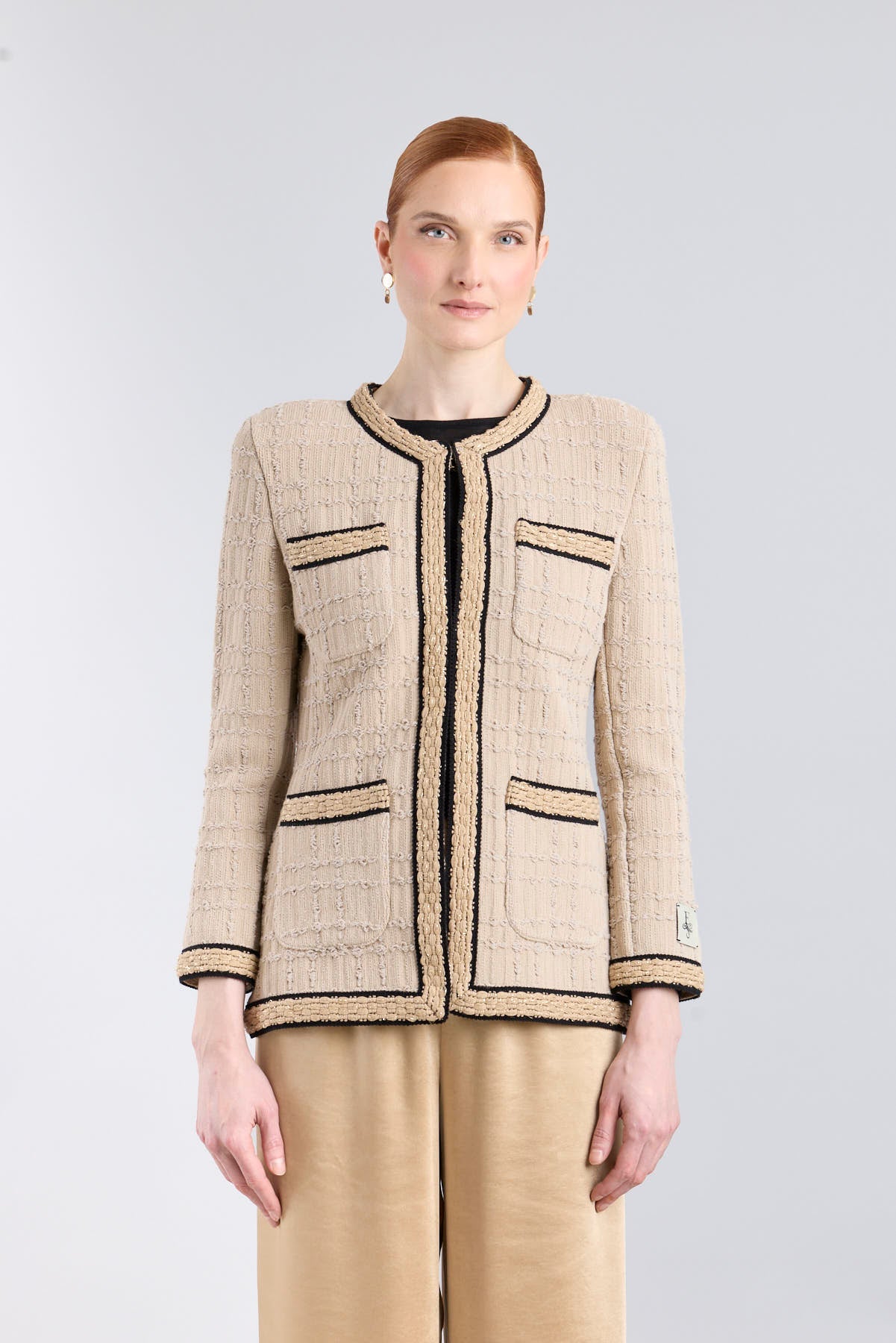 Chaqueta de punto estructurada con trama tweed en tono avellana modelo Prince.