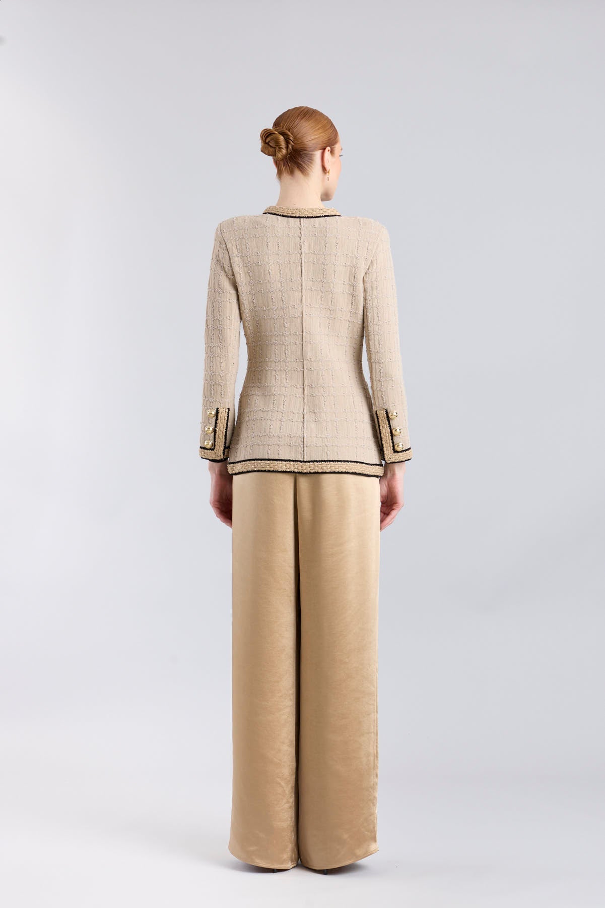 Chaqueta de punto estructurada con trama tweed en tono avellana modelo Prince.