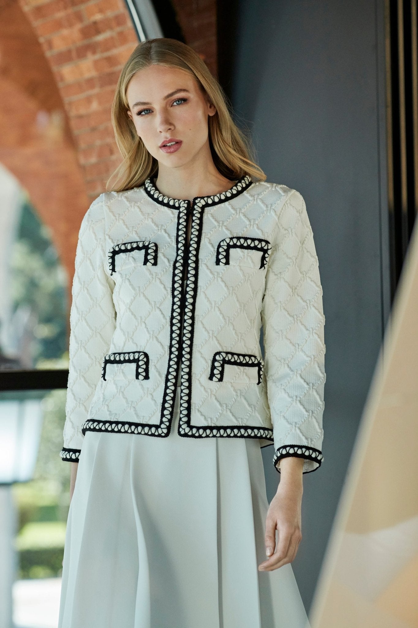 CHAQUETA TWEED BLANCA GAJA - THE EXTREME COLLECTION