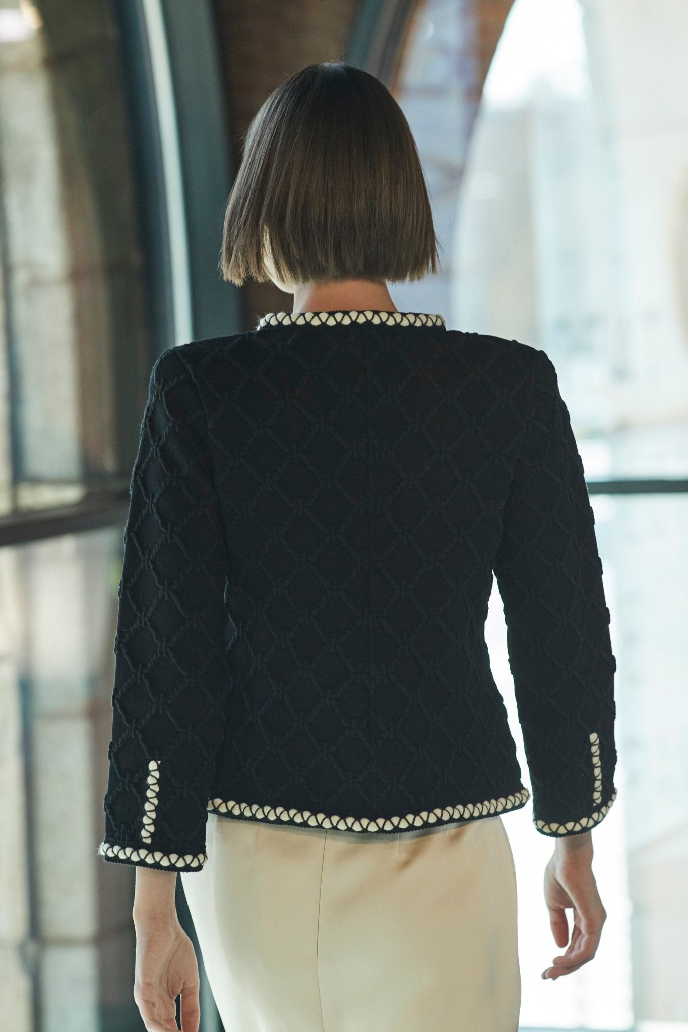 CHAQUETA TWEED NEGRA GAJA - THE EXTREME COLLECTION