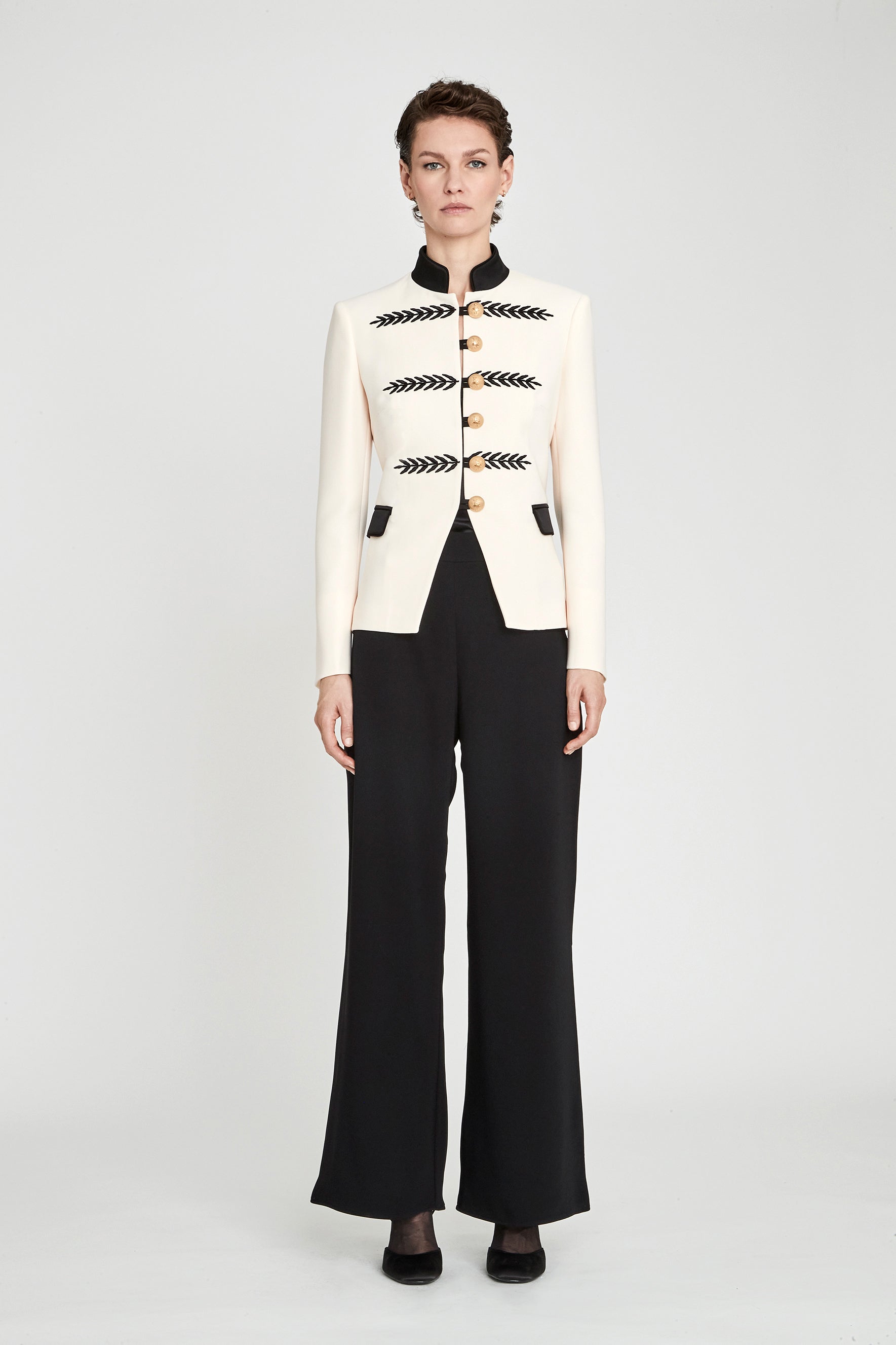 BLAZER MILITAR CREMA RENATA 01
