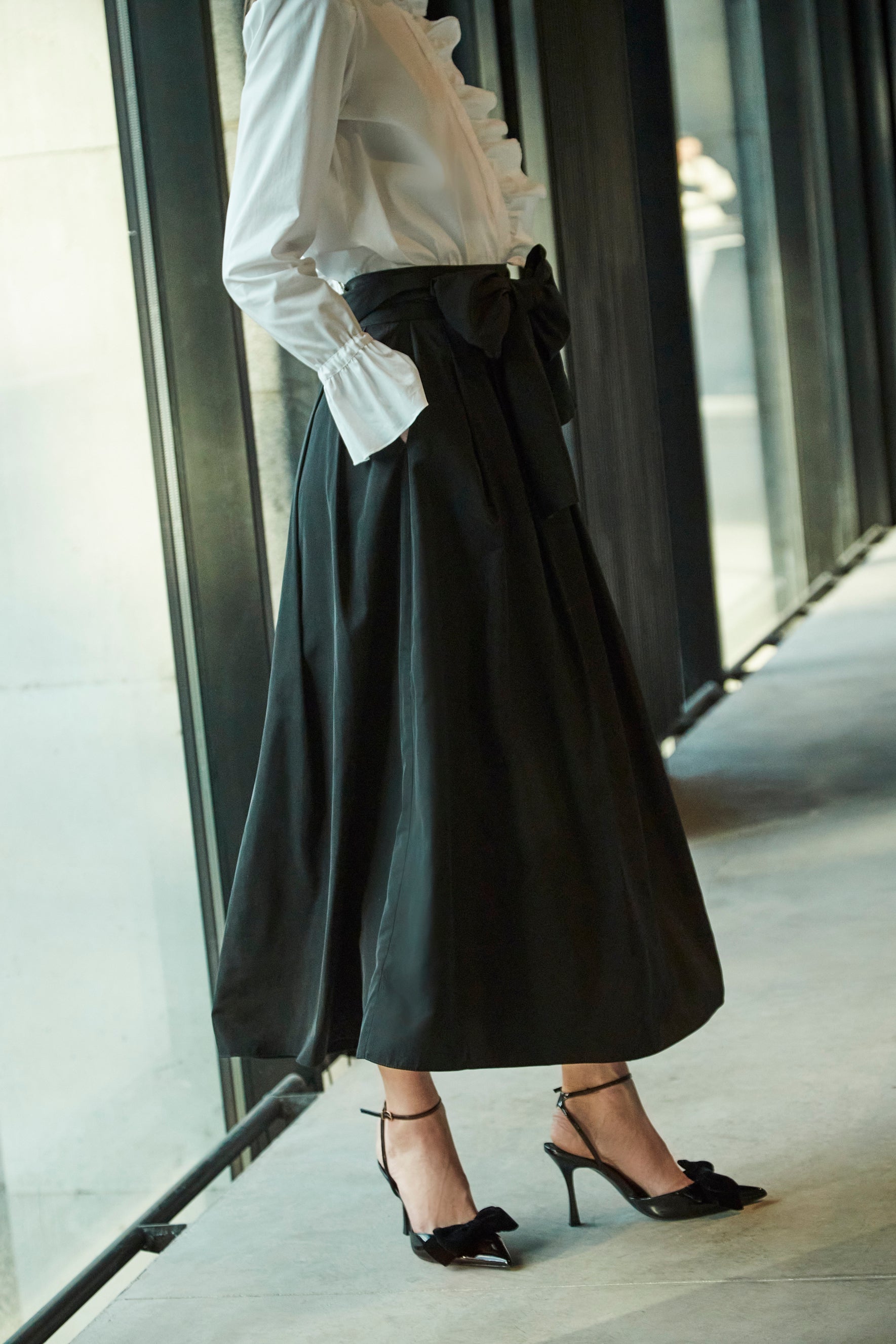 FALDA MIDI TAFETA AZABACHE