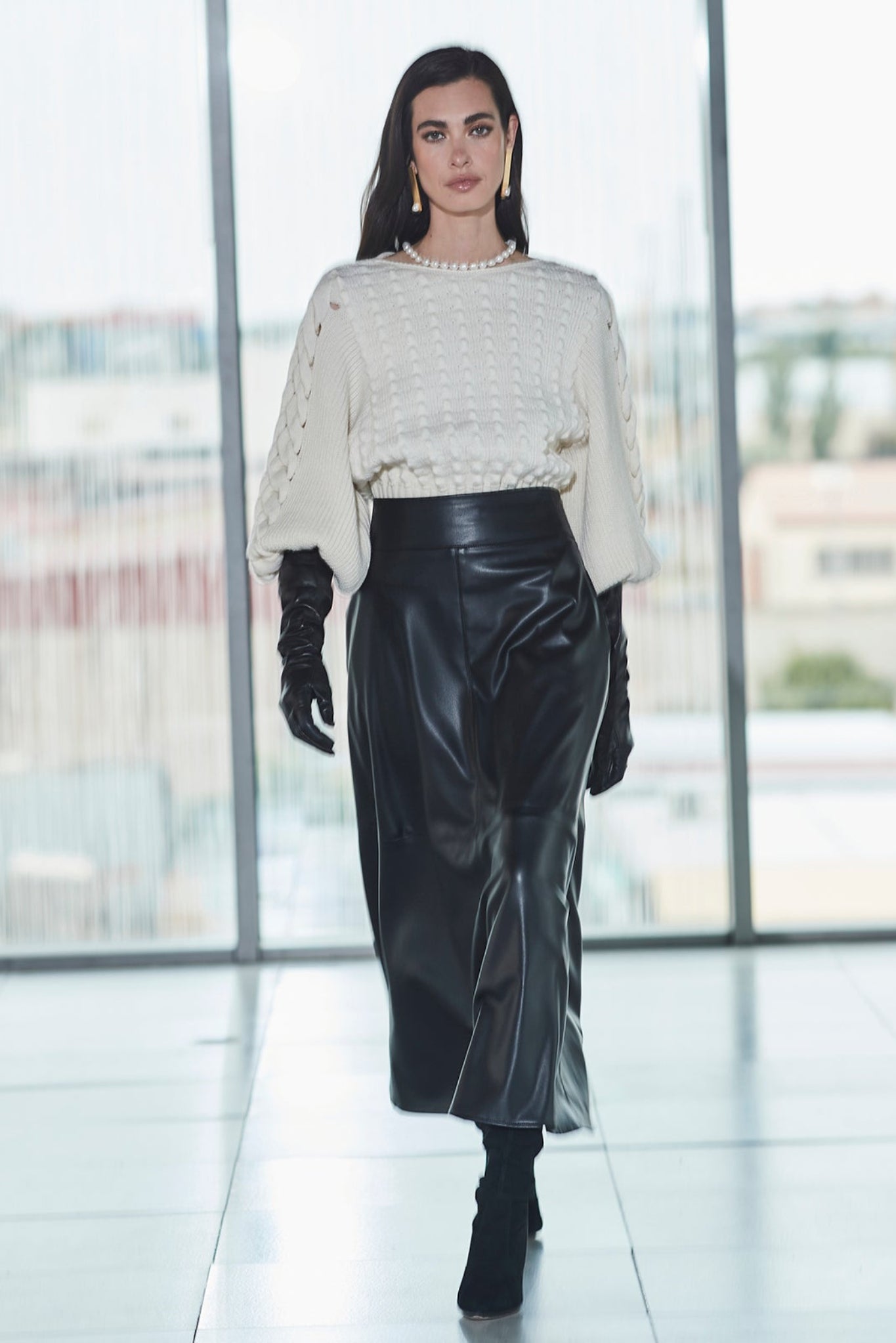 Falda midi ecopiel negra Olive - Edición Limitada