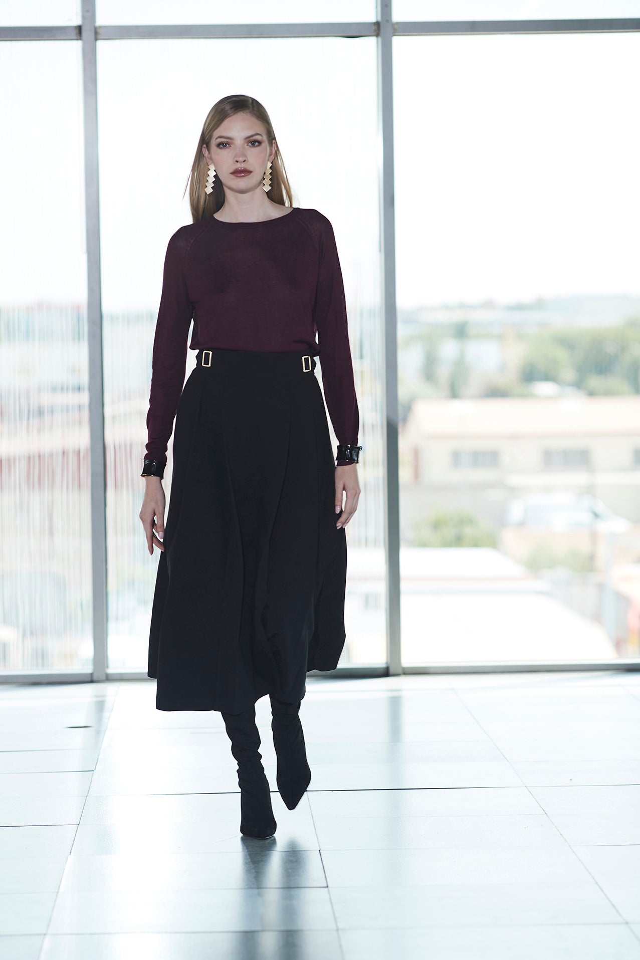 FALDA MIDI AZABACHE PETRA