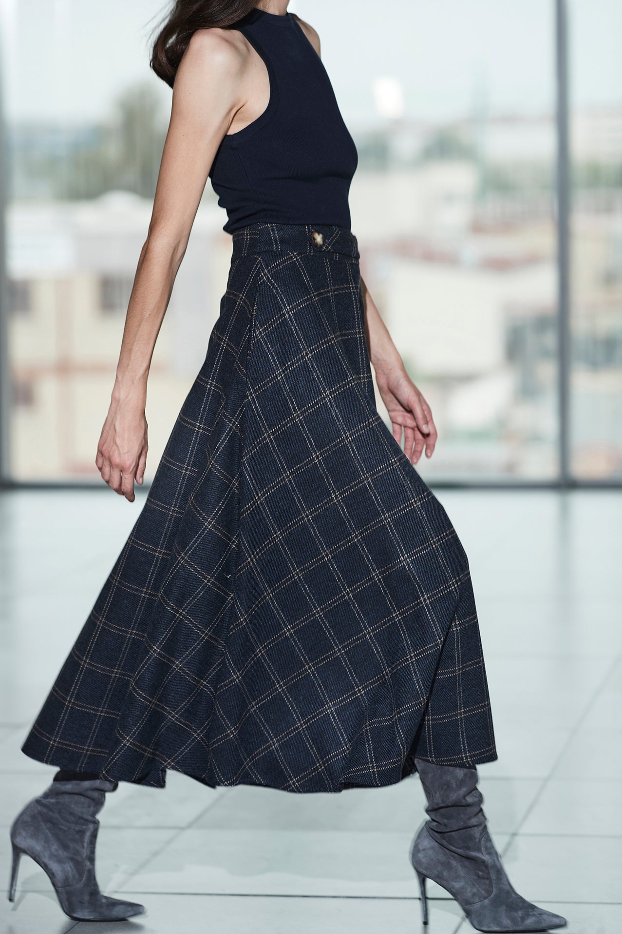 FALDA MIDI CUADROS ZAFIRO PETRA 01