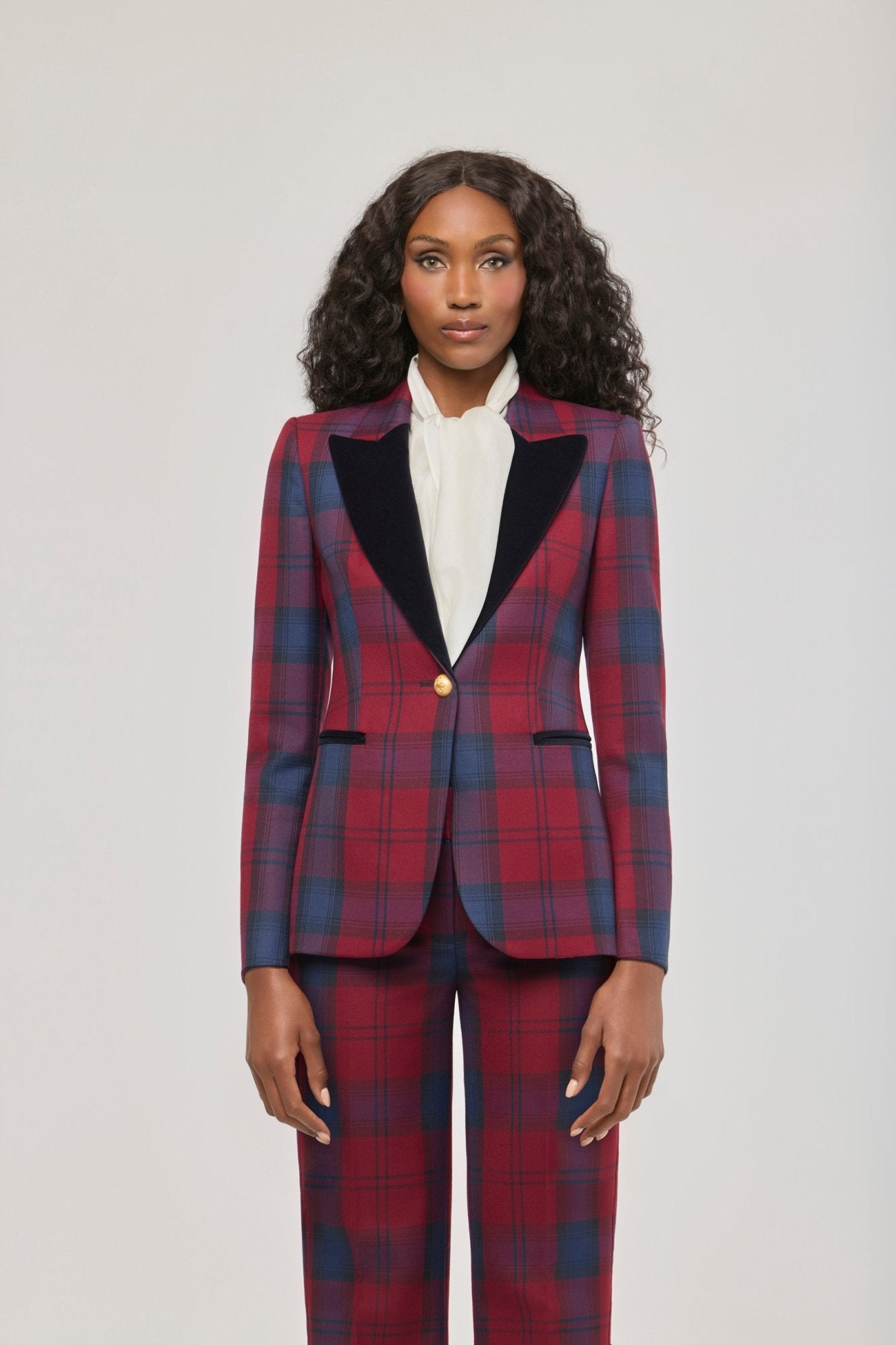 Blazer de cuadros con solapa de terciopelo Douglas de The Extreme Collection en tonos granate y azul marino