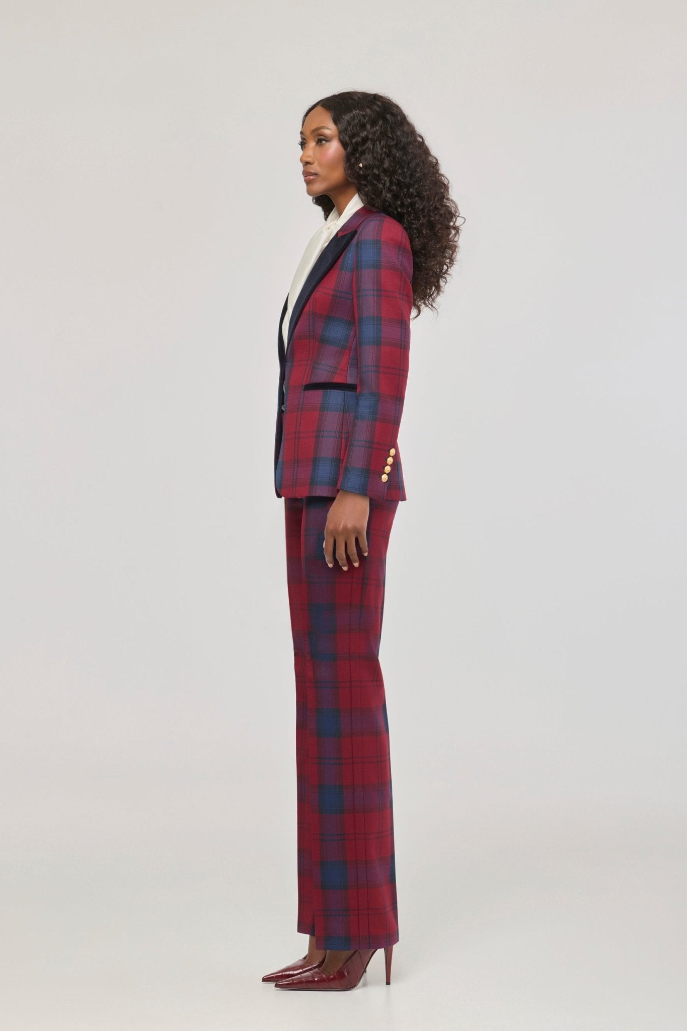 Blazer de cuadros con solapa de terciopelo Douglas de The Extreme Collection en tonos granate y azul marino