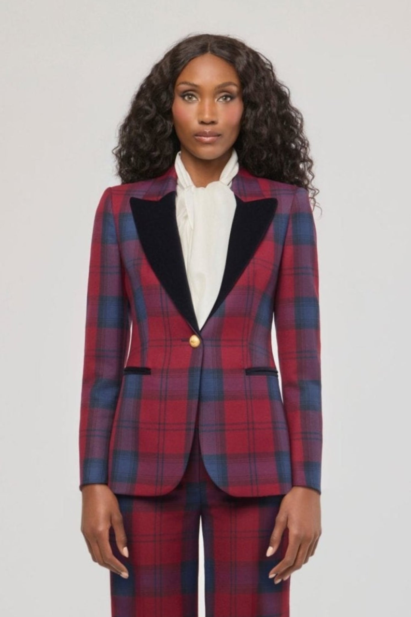 Blazer de cuadros con solapa de terciopelo Douglas de The Extreme Collection en tonos granate y azul marino