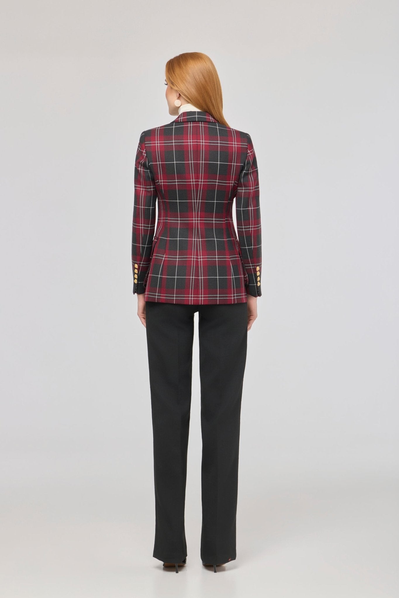 Blazer de cuadros escoceses Gregor de The Extreme Collection en tonos burdeos, negro y blanco.