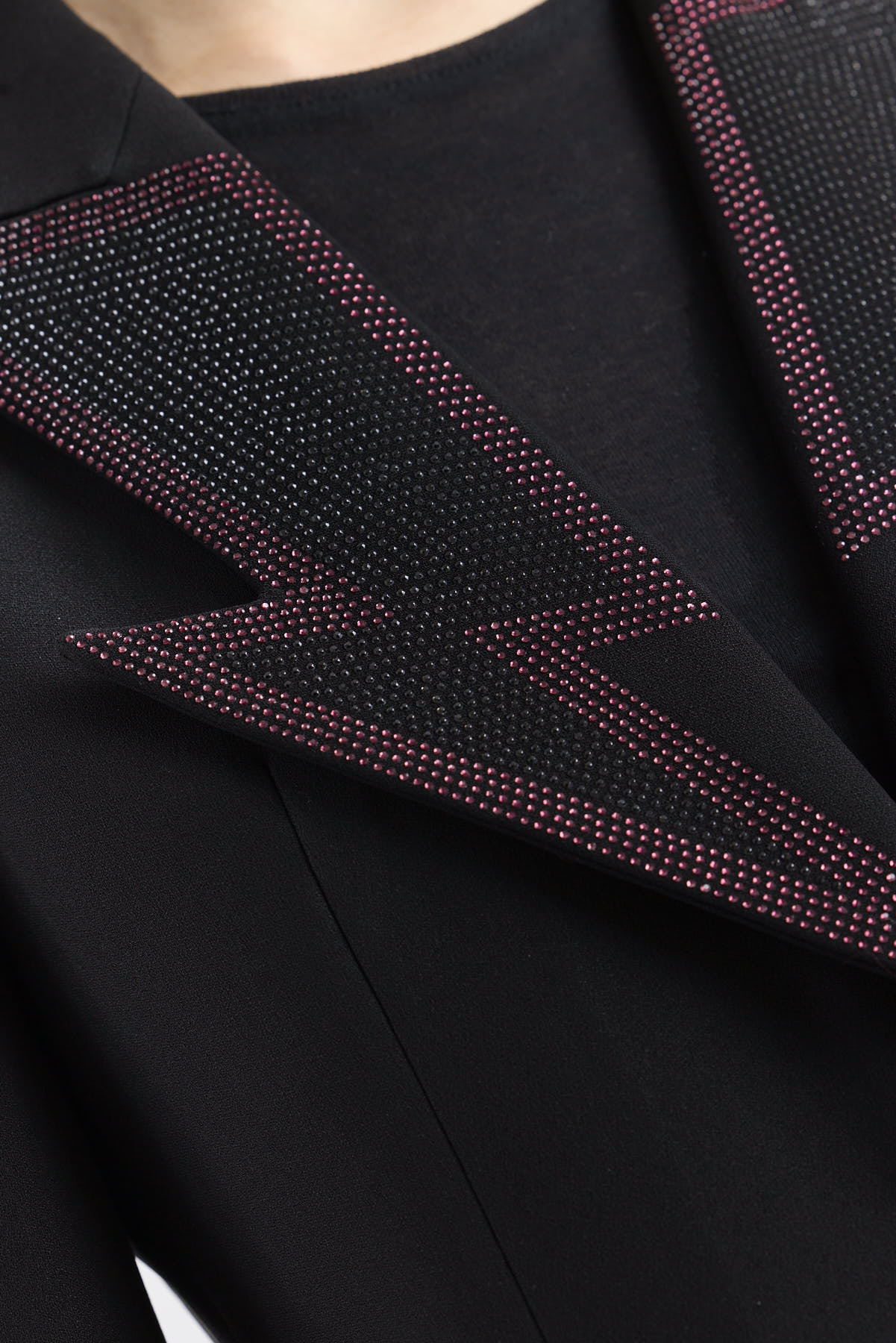 Blazer Joya Negro Hikaru - Sastrería de Autor en Crepe - THE EXTREME COLLECTION