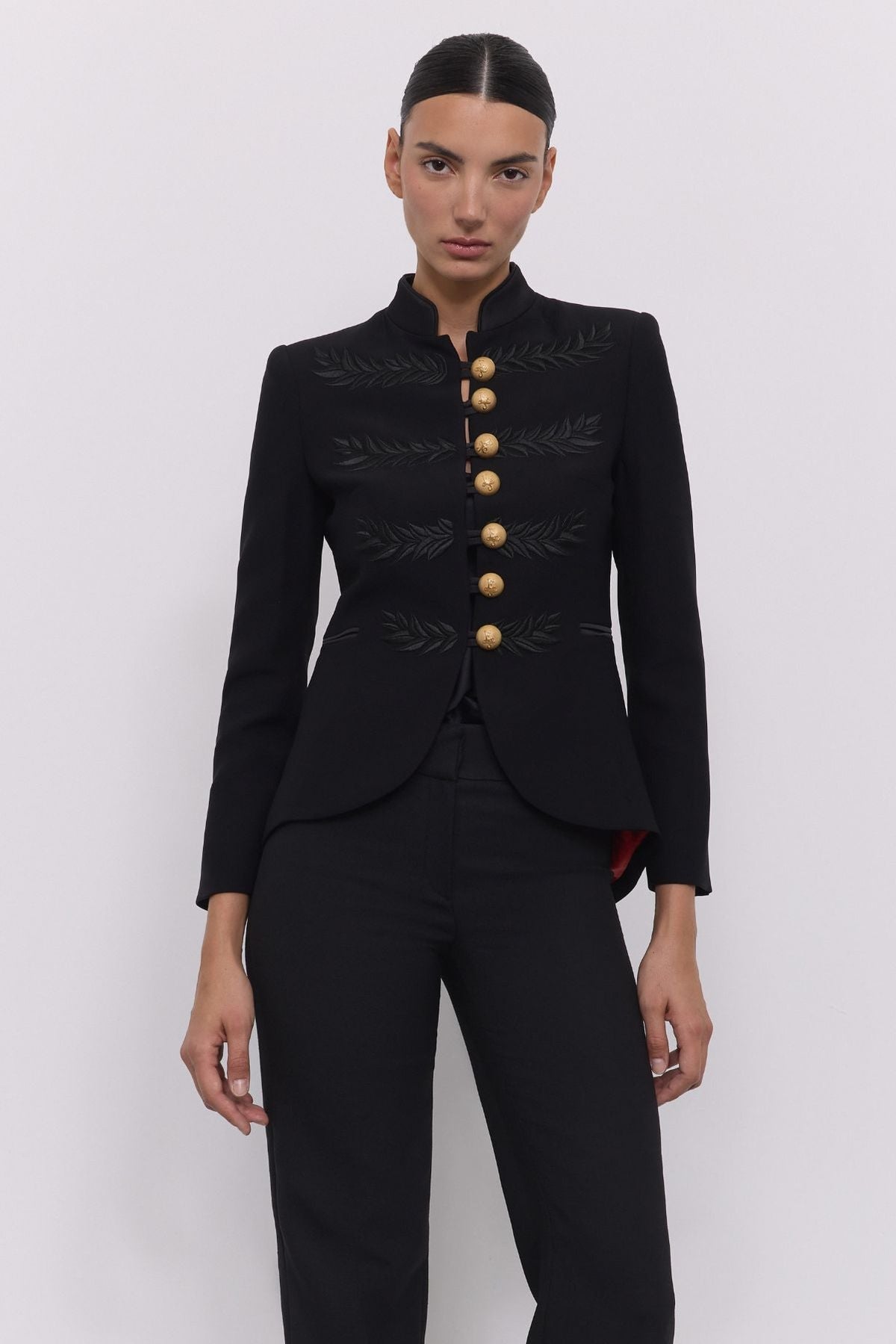 Blazer militar bordada negra Renata Black - Edición Limitada - THE EXTREME COLLECTION