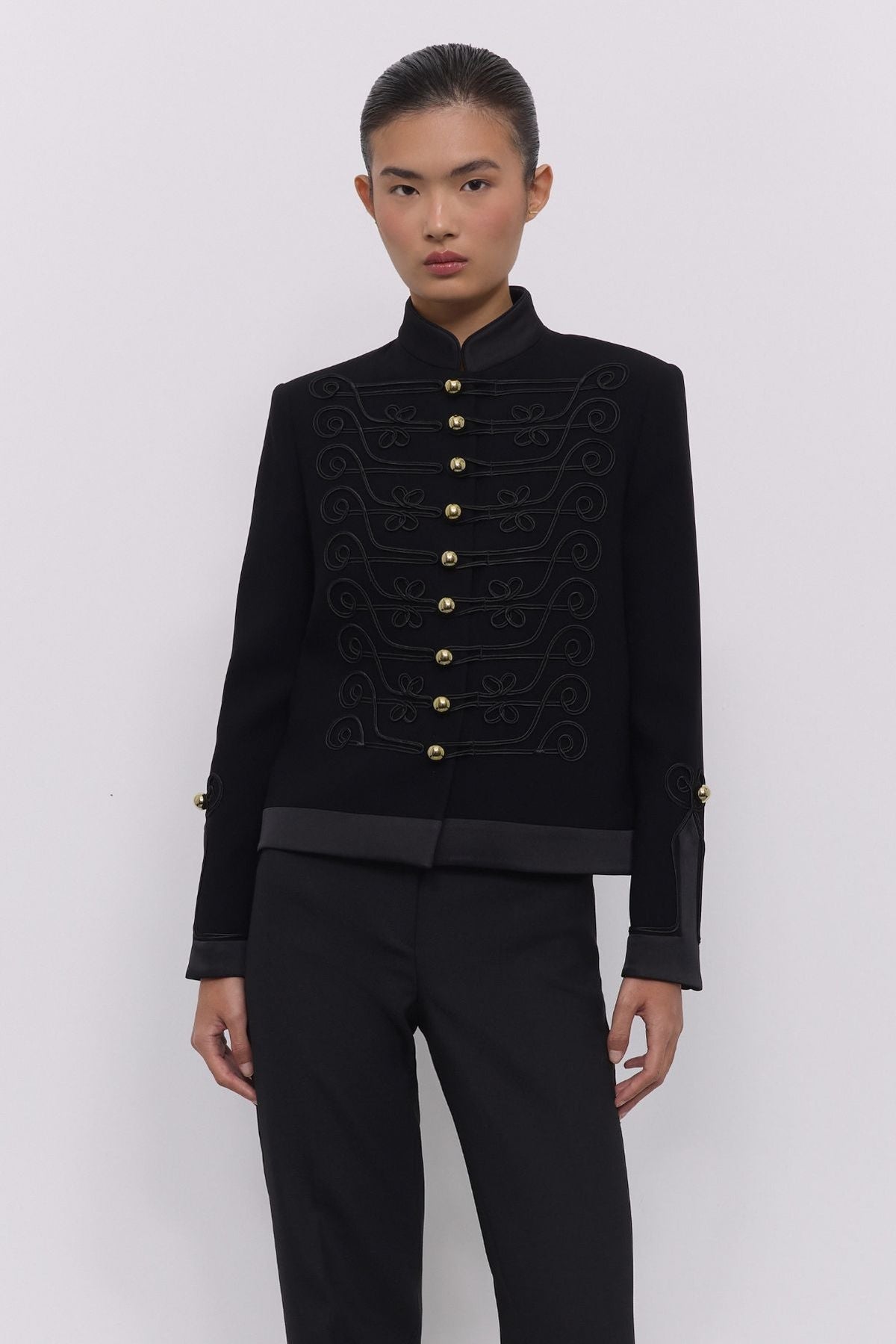 Blazer militar con soutache negro La Spezia - Edición Limitada - THE EXTREME COLLECTION