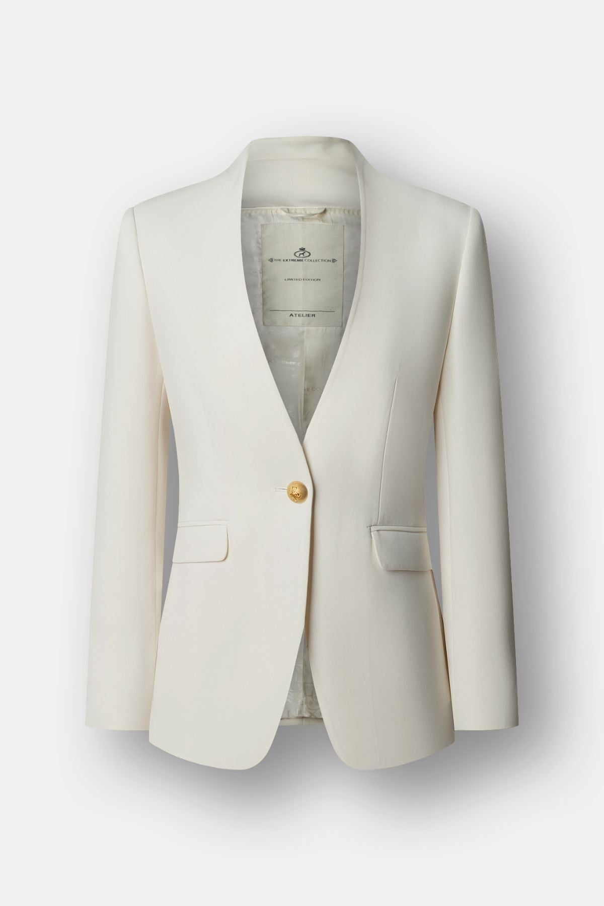 Blazer sastre cruda Maren, diseño artesanal y exclusivo de confección española con botones joya de orfebrería.