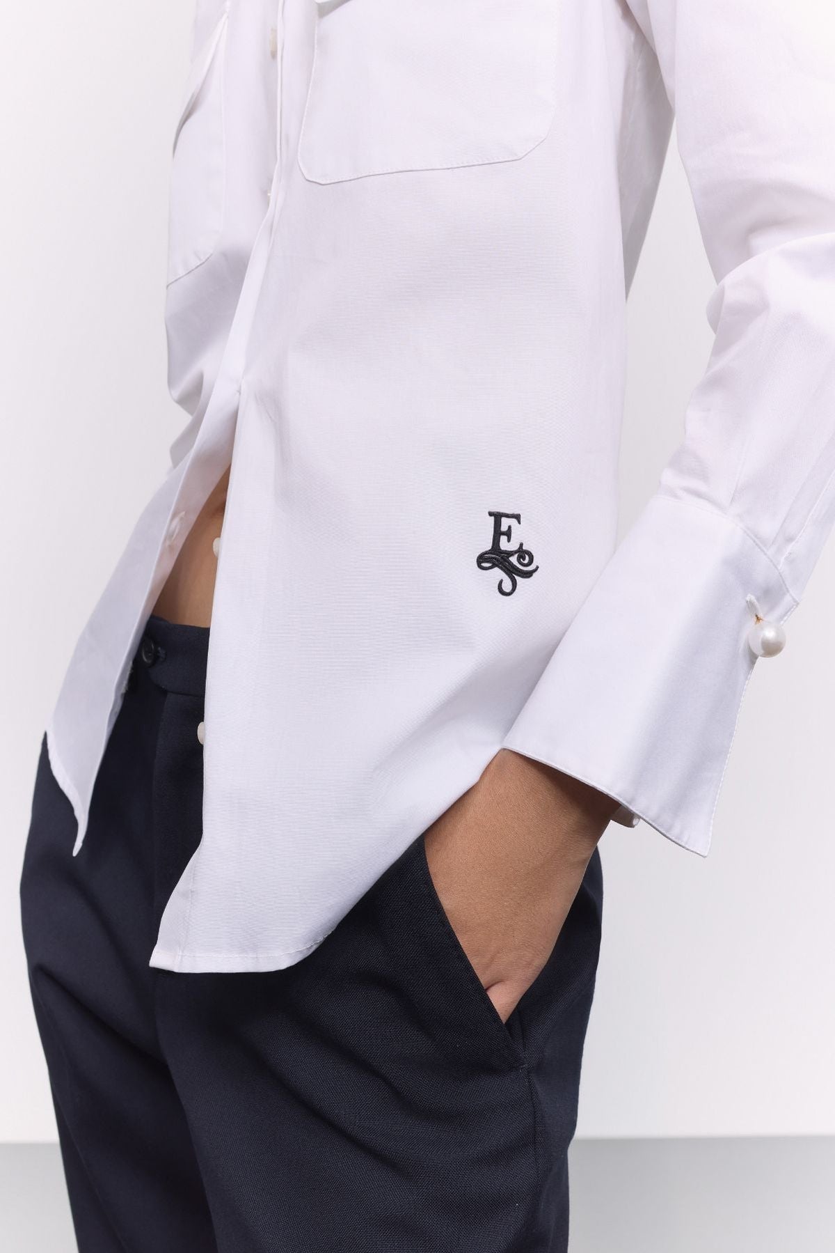 Camisa blanca bolsillos Gabrielle - Edición Limitada - THE EXTREME COLLECTION