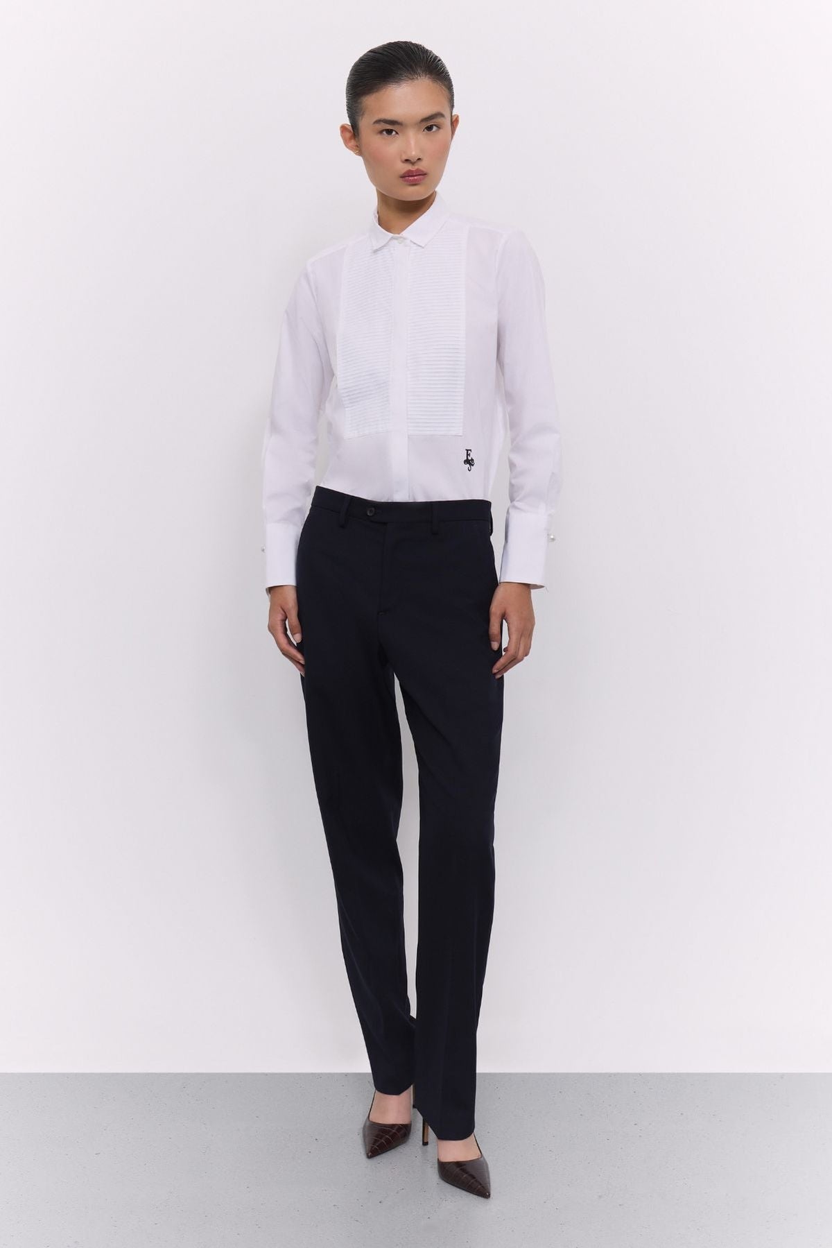 Camisa blanca con jaretas Eleanor - Edición Limitada - THE EXTREME COLLECTION