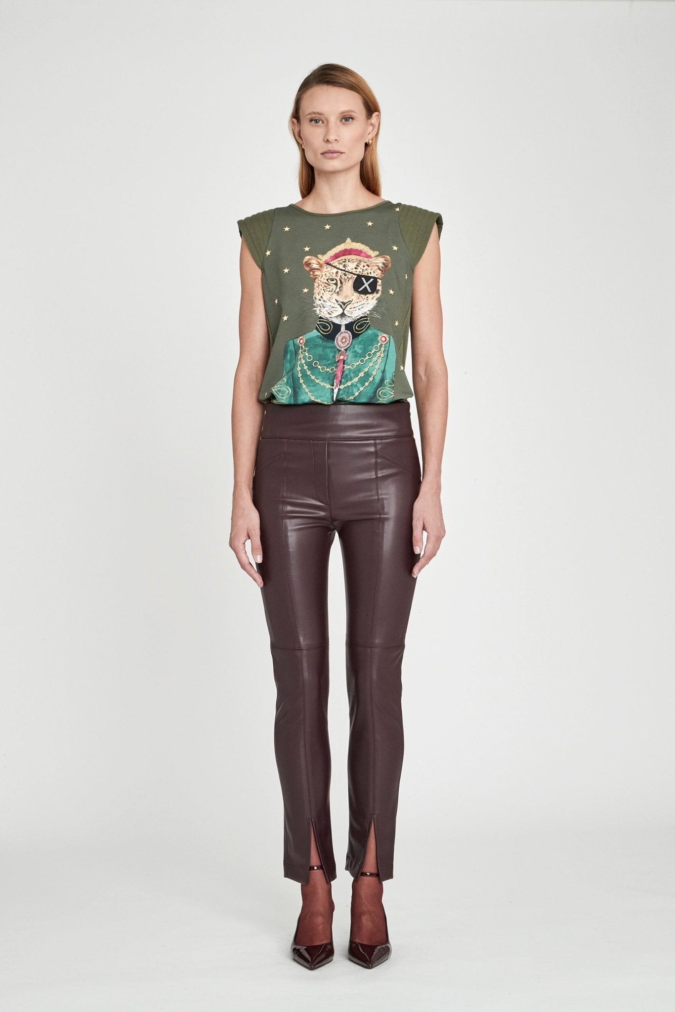 CAMISETA ESTAMPADA OLIVA ANNE BONNY - THE EXTREME COLLECTION