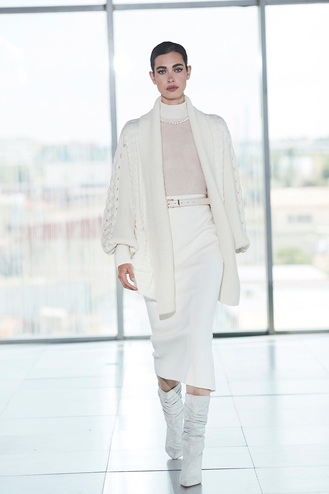 CARDIGAN CORTO MARFIL DANIELLE - THE EXTREME COLLECTION