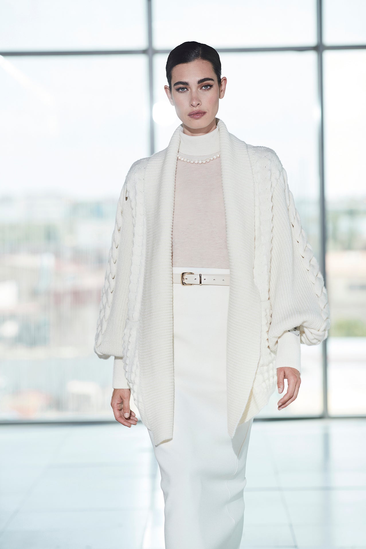 CARDIGAN CORTO MARFIL DANIELLE - THE EXTREME COLLECTION