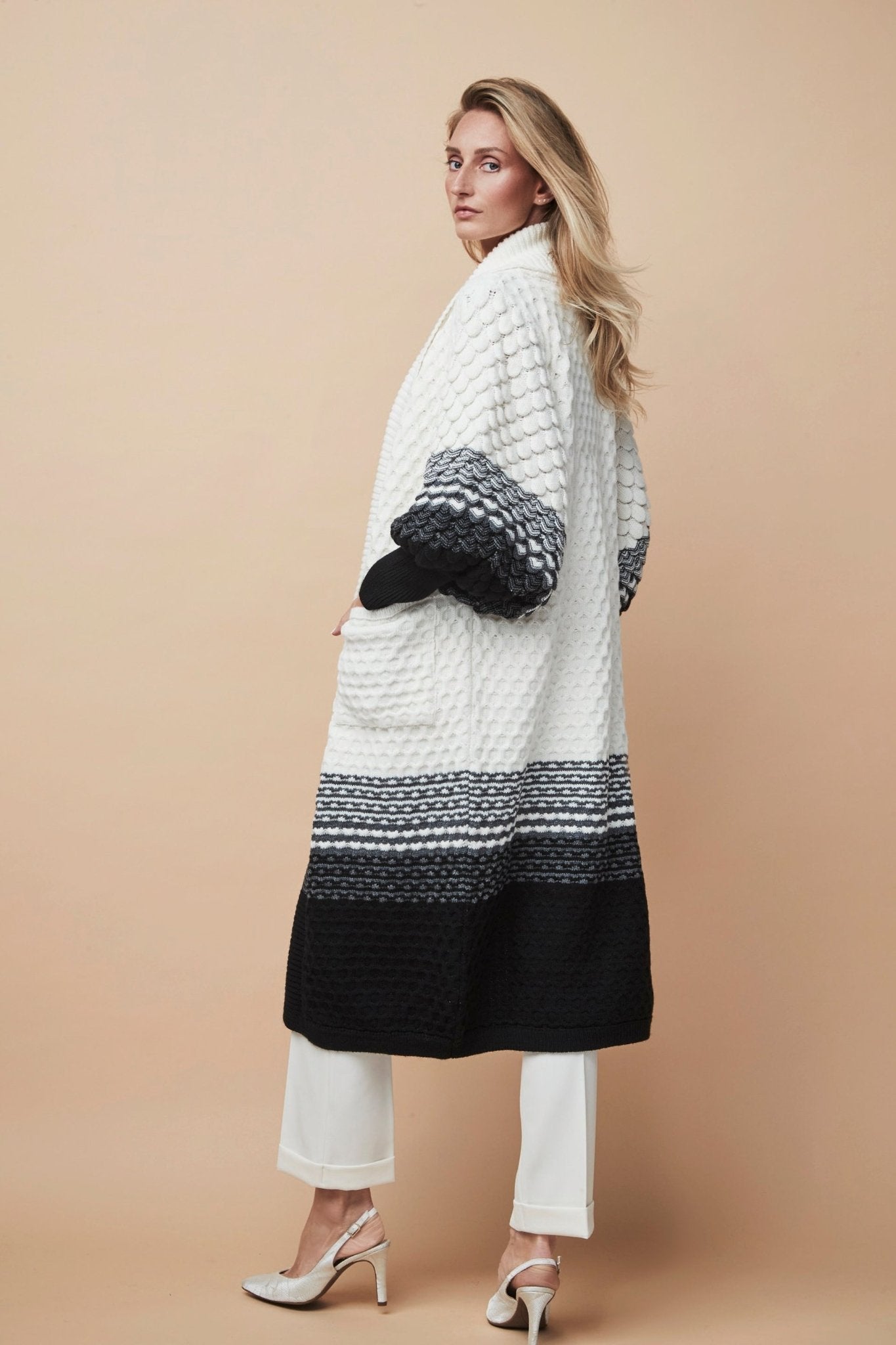 CARDIGAN LARGA ALPACA DAUPHINE BLANCO - THE EXTREME COLLECTION